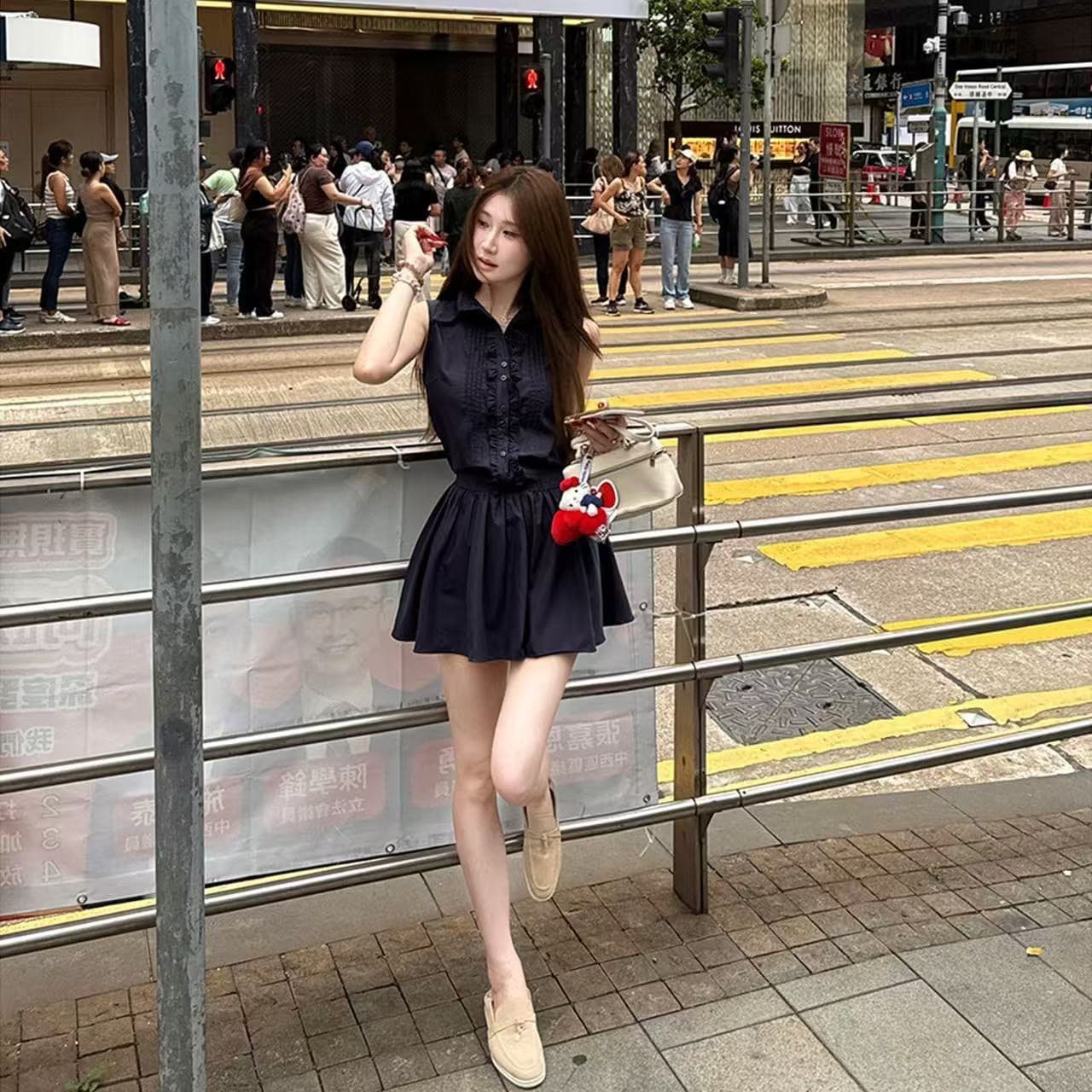 2026 새로운 오래된 돈 바람 슬림해 보이는 디스플레이 화이트 해군 민소매 드레스 뒤에 허리 수축 레이스업 핫걸 미니 스커트 상세 이미지 1