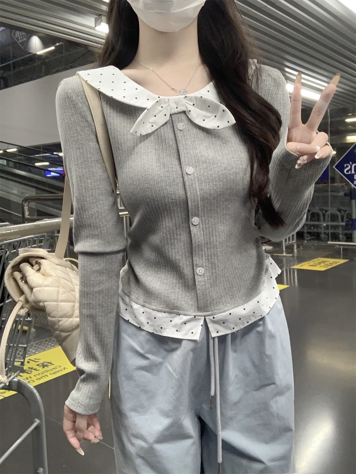 페이크 레이어드 레이스업 나비 매듭 도트 무늬 기본 셔츠 여성 2025 년 가을 겨울 인사이드 가져 가라. 작은 키 몸매 가꾸기 슬림해 보이는 맨위 상세 이미지 5