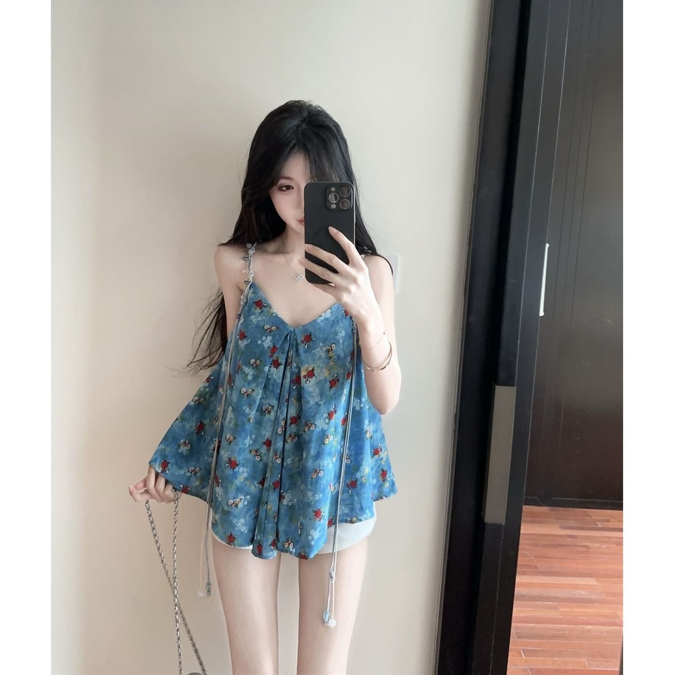휴가 바람 레트로 파란색 꽃무늬 캐미솔 여름 새로운 달콤함 프릴 민소매 핫걸 해변가 맨위 상세 이미지 2