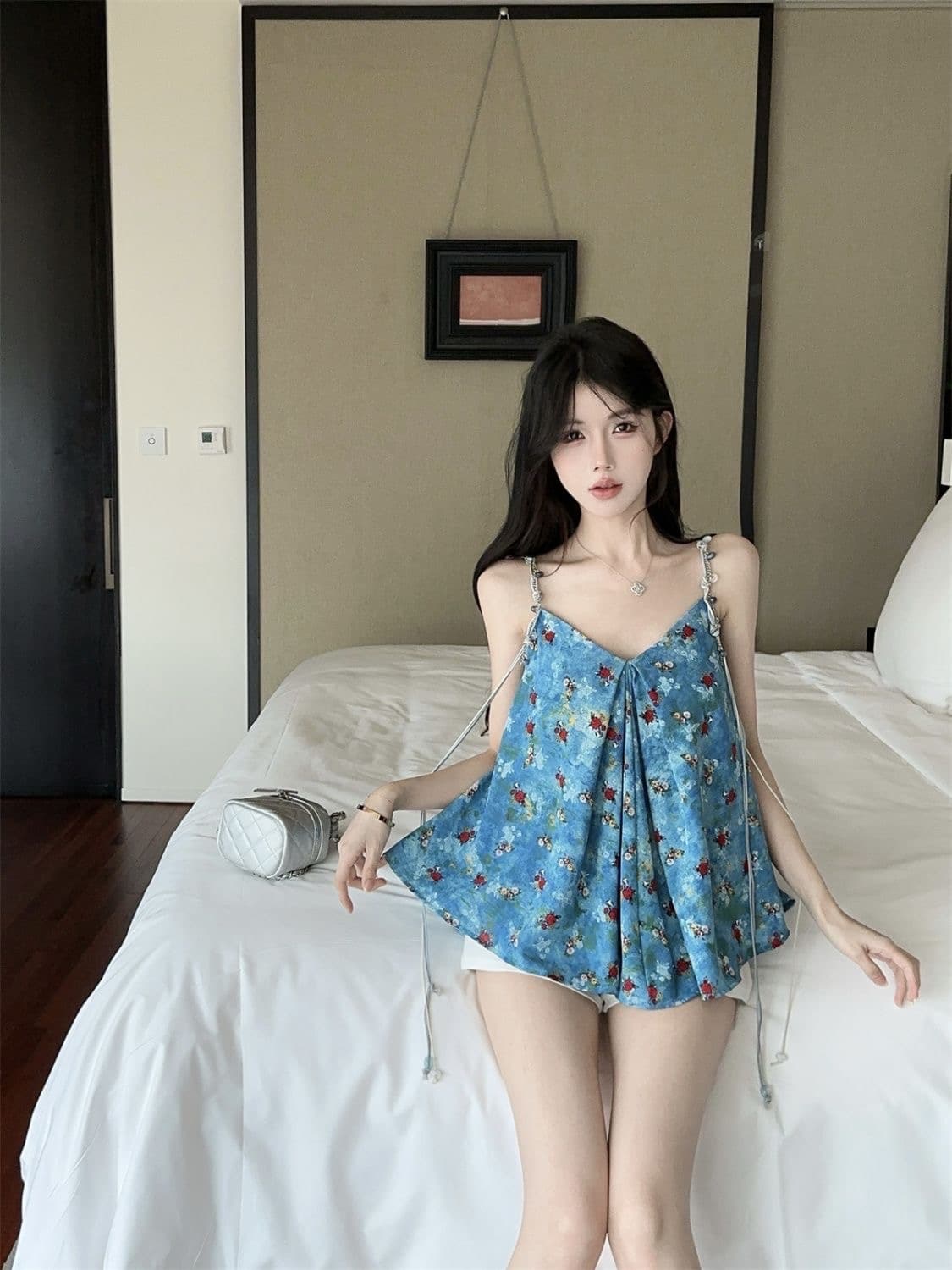 휴가 바람 레트로 파란색 꽃무늬 캐미솔 여름 새로운 달콤함 프릴 민소매 핫걸 해변가 맨위 상세 이미지 7