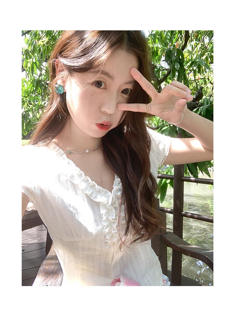 한 부서 프릴 화이트 V넥 반팔 여성 셔츠 여름 허리 수축 셔츠 맨위 상세 이미지 3