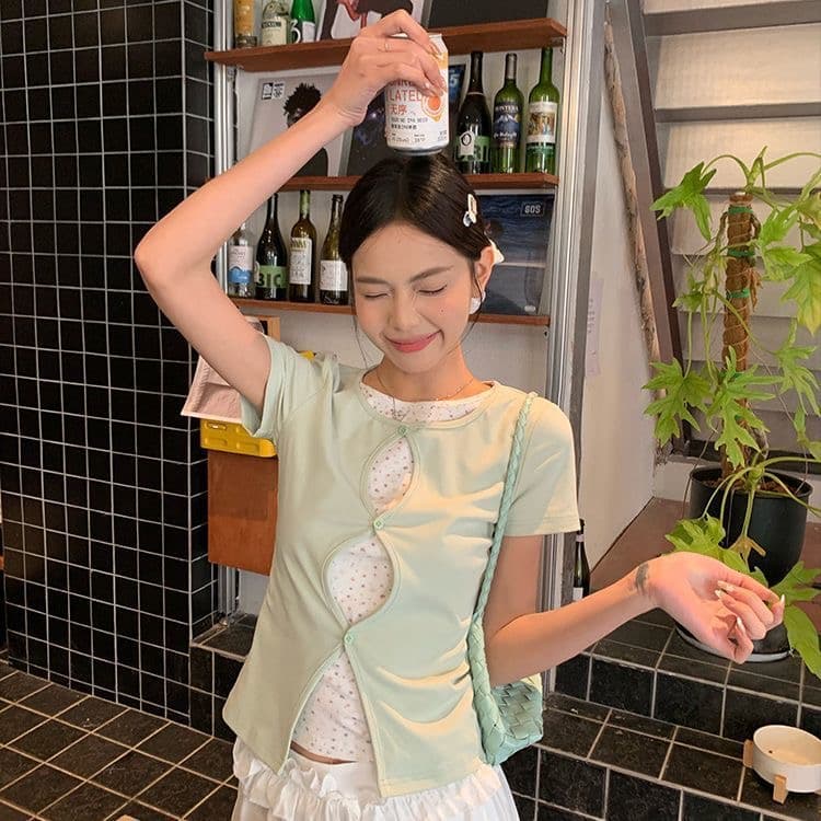 여름 순면 새로운 녹색 싸움 꽃무늬 페이크 레이어드 쇼트 스타일 홀로우 아웃 긍정적 인 어깨 반팔 티셔츠 여성 몸매 가꾸기 작은 맨위 상세 이미지 8