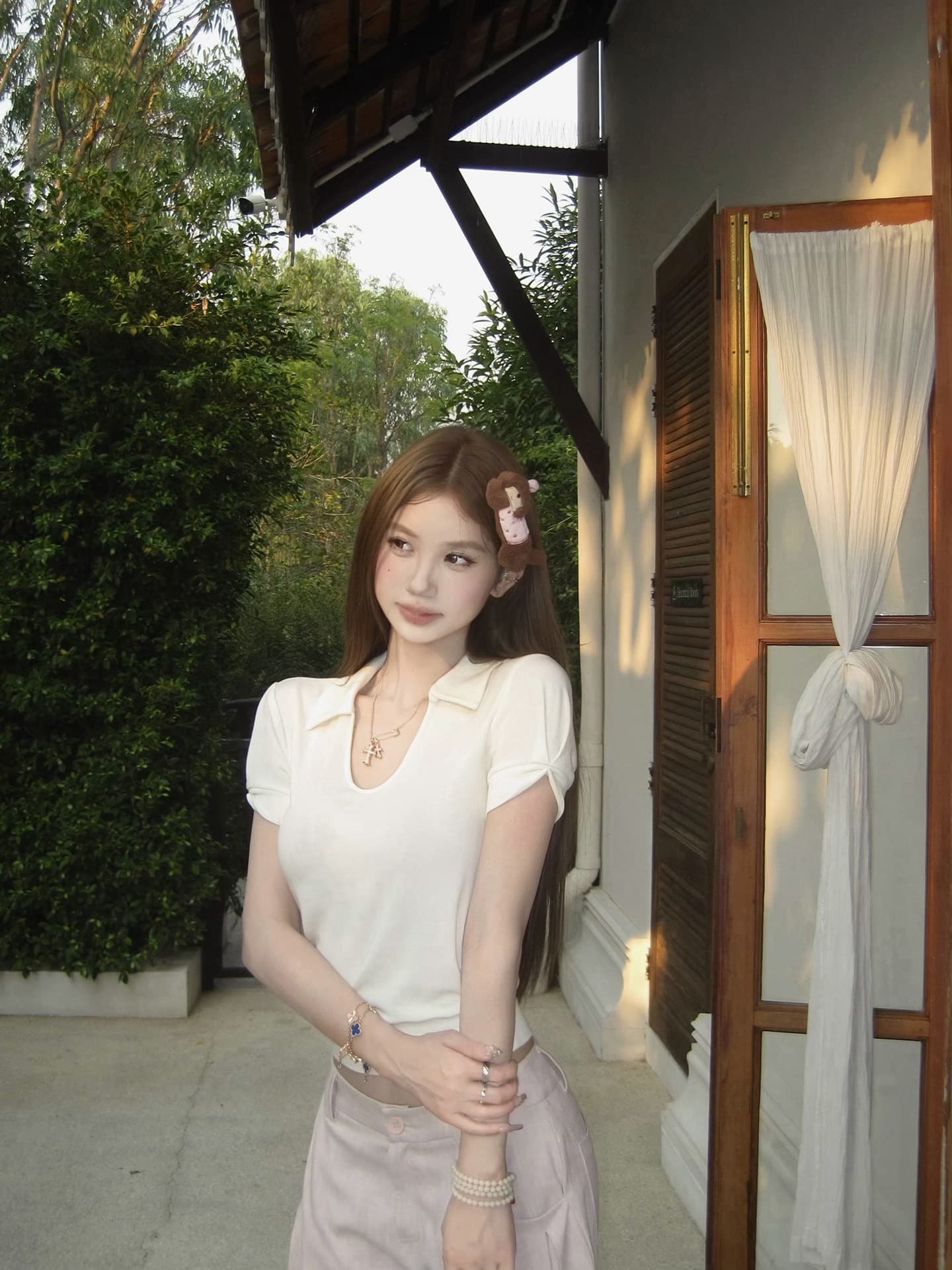 260 그램 사람들 면 섹시함 허리 수축 핫걸 디자인 센스 V넥 반팔 티셔츠 여성 루즈핏 캐주얼 슬림해 보이는 맨위 여름