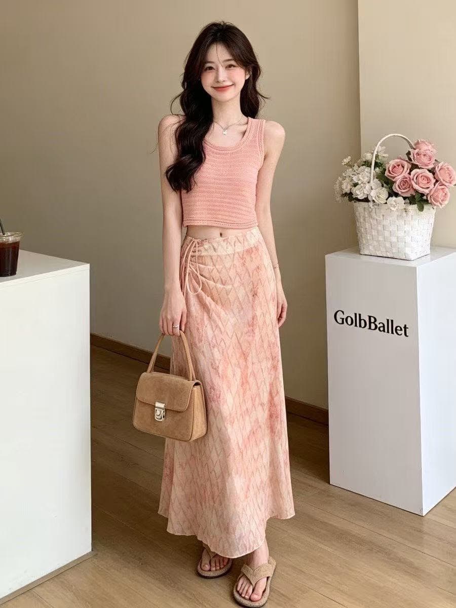 2026 슈퍼 화재 연령 감소 세트 여성 여름 새로운 휴가 바람 민소매 조끼 체크무늬 반신 스커트 투피스 세트 아름다운