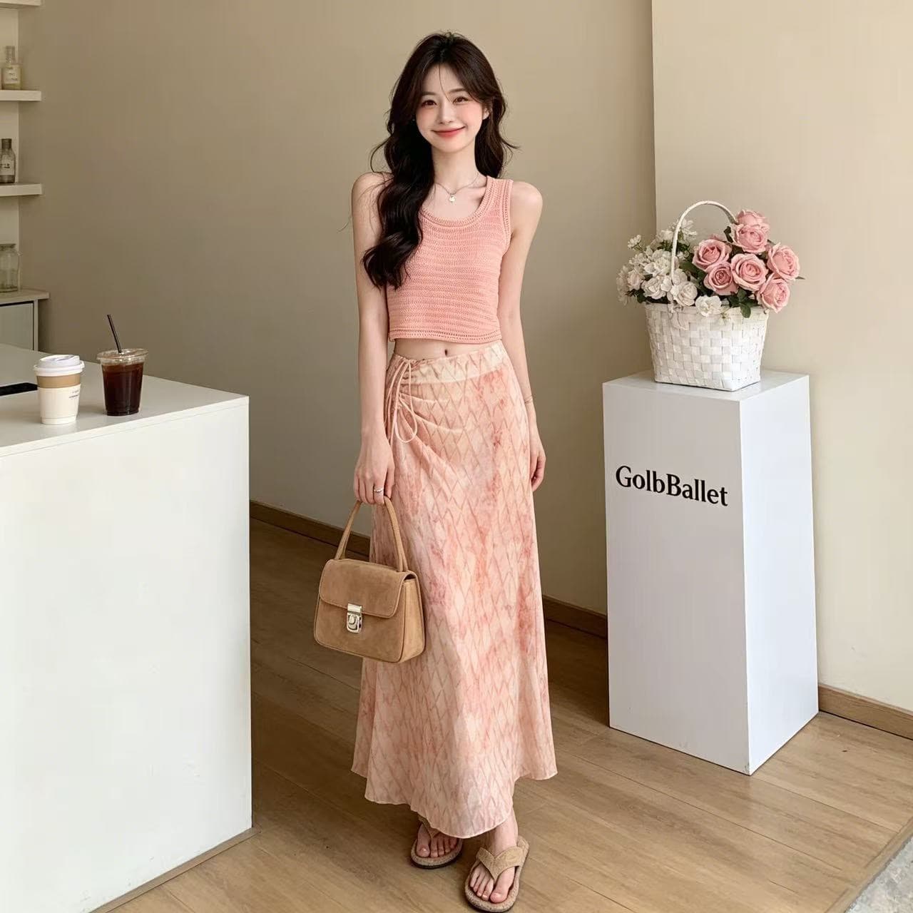 2026 슈퍼 화재 연령 감소 세트 여성 여름 새로운 휴가 바람 민소매 조끼 체크무늬 반신 스커트 투피스 세트 아름다운 상세 이미지 9