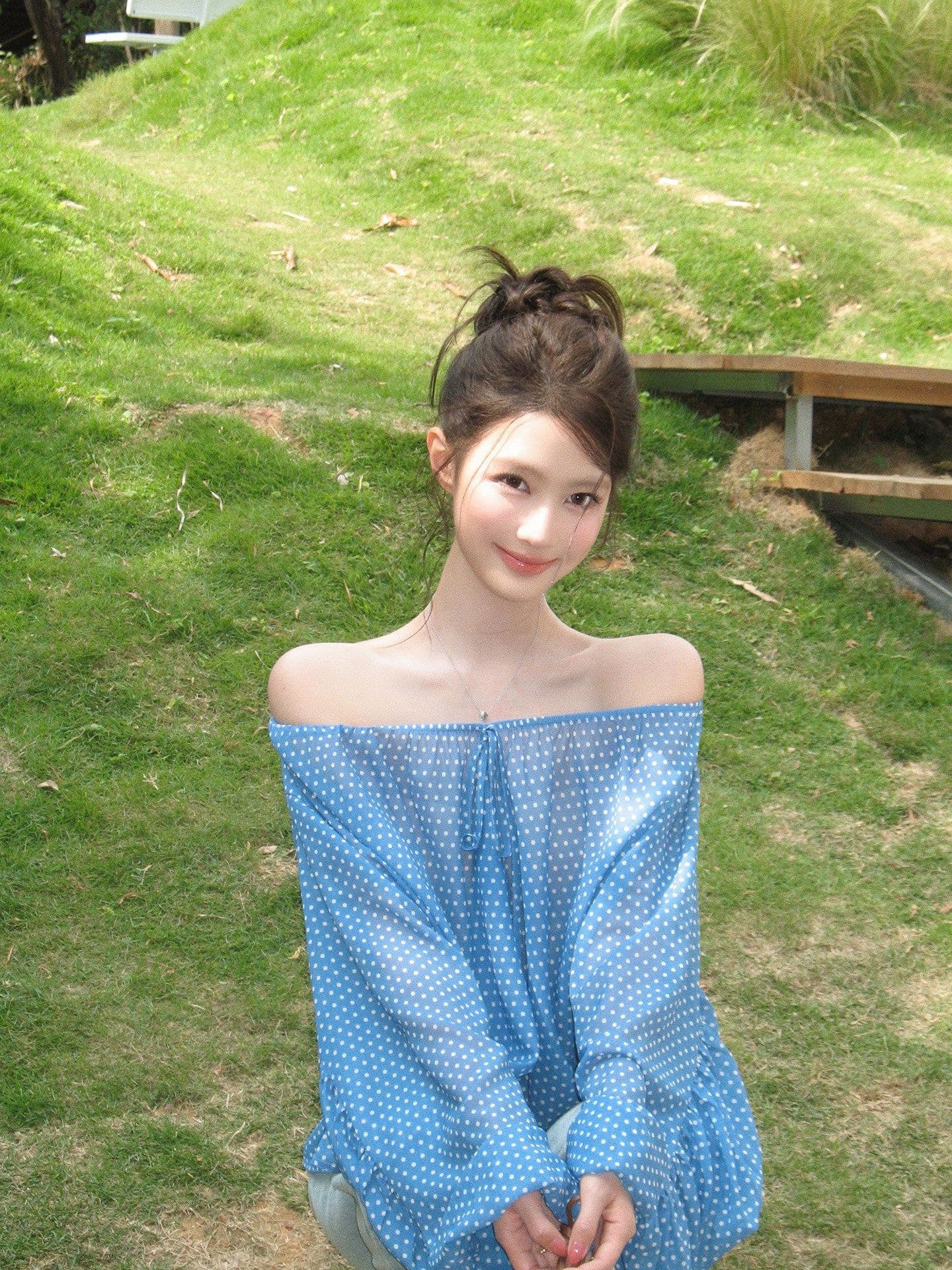 오프숄더 도트 무늬 레이스업 얇은 스타일 시폰 셔츠 여성 여름 루즈핏 마이크로 ~을 통해 디자인 센스 긴팔 맨위 상세 이미지 7