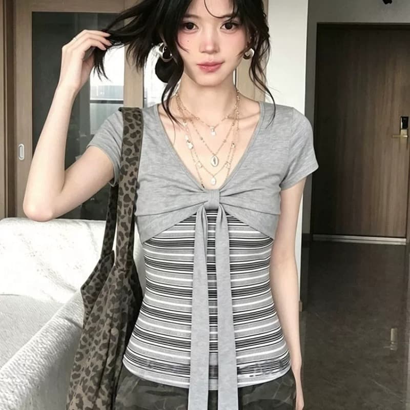 주간 실크 컬러 짜임 사람들 면 260 그램 한 부서 페이크 레이어드 스트라이프 스트랩 긍정적 인 어깨 반팔 티셔츠 여성 여름 새로운 디자인 이미지 2