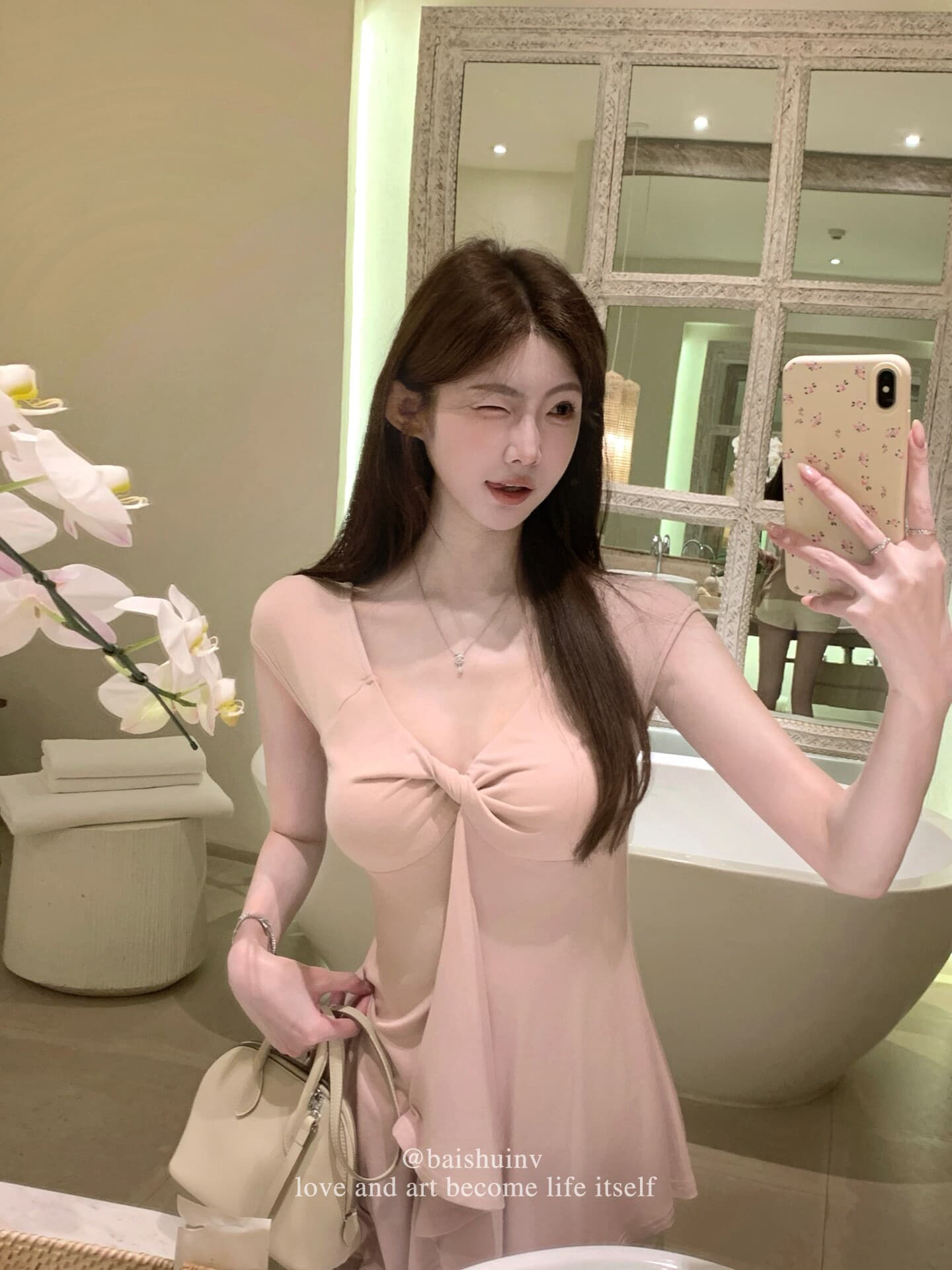 260 그램 사람들 면 십자가 비틀림 디자인 핫걸 티셔츠 여성 여름 캐주얼 바람이 아닙니다. 규칙 허리 수축 도루 가을 센스 맨위 상세 이미지 12
