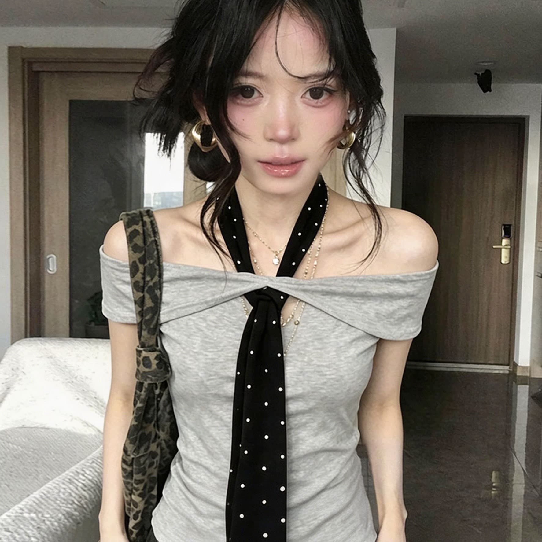 사람들 면 260 그램 핫걸 바람 도트 무늬 스트랩 오프숄더 행침 목 티셔츠 여성 여름 주름 허리 수축 오프숄더 맨위 이미지 5