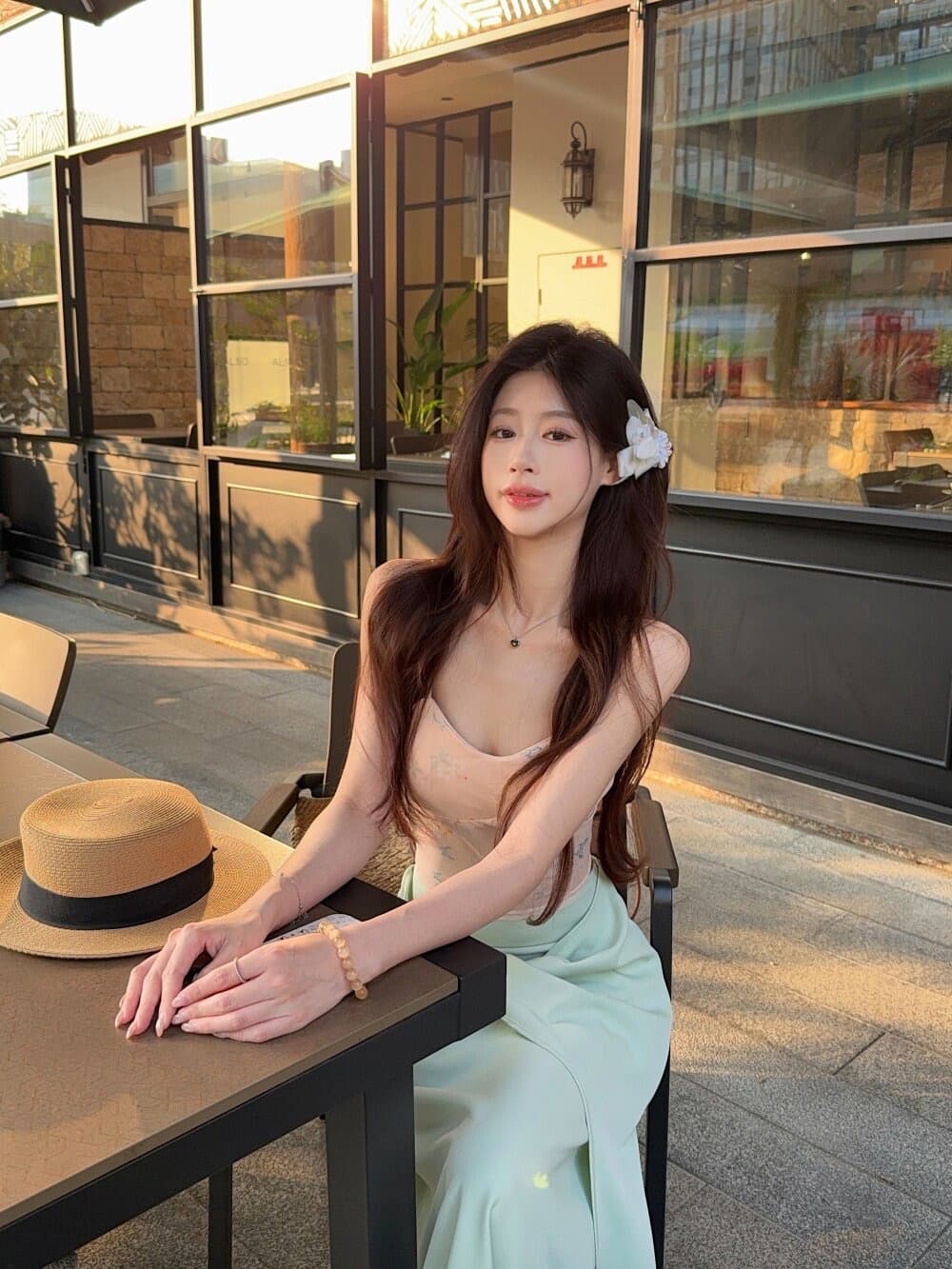 2026 봄 여름 새로운 몸매 가꾸기 슬림해 보이는 작은 대중 부드러운 바람 캐미솔 나팔 소매 맨위 오픈 가디건 두 세트 상세 이미지 2