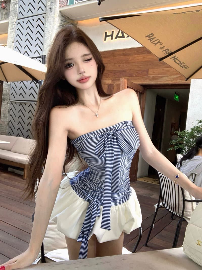 한 부서 부드러운 바람 디자인 센스 스트라이프 튜브탑 여성 드레스 여름 새로운 허리 수축 슬림해 보이는 다용도 꽃밭 미니 스커트 이미지 4