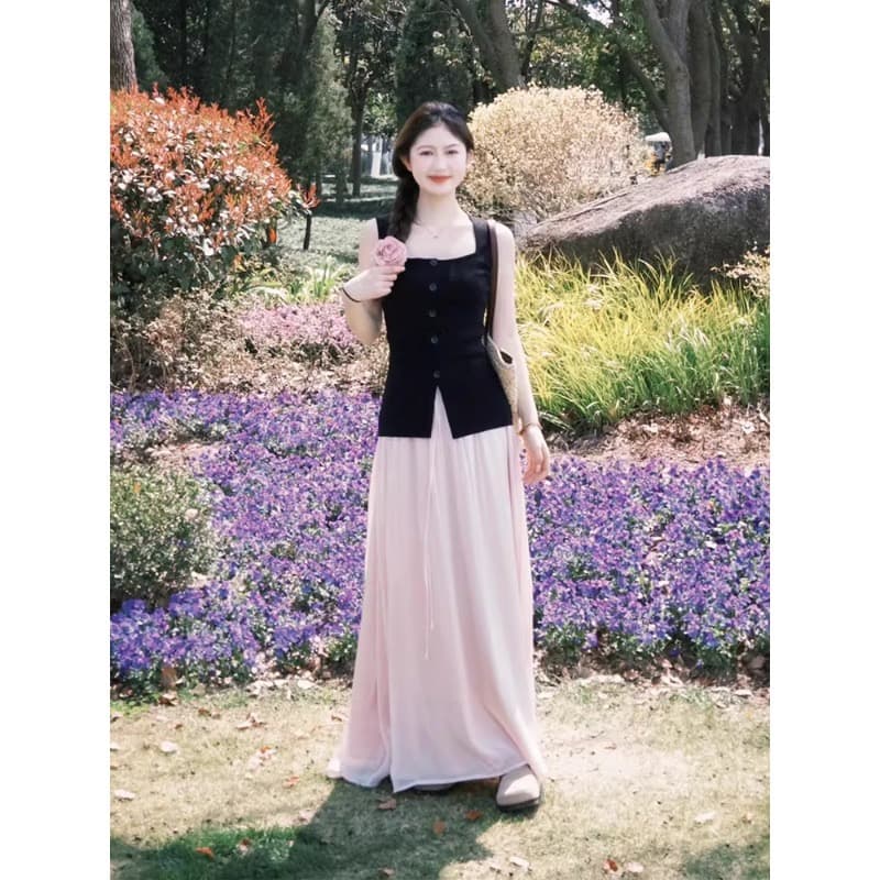 여름 아름다운 작은 세트 착용 가져 가라. 전체 집합 연령 감소 민소매 검정색 조끼 맨위 핑크색 반신 스커트 투피스 세트 이미지 3