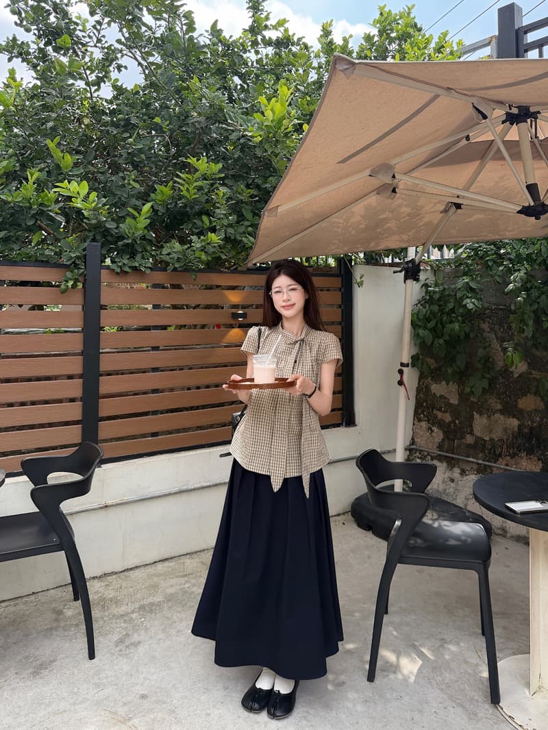 한국 스타일 품격 스탠드 칼라 레이스업 체크무늬 작은 날다 소매 셔츠 여성 의류 2026 여름 디자인 센스 작은 대중 Chic 맨위 상세 이미지 11