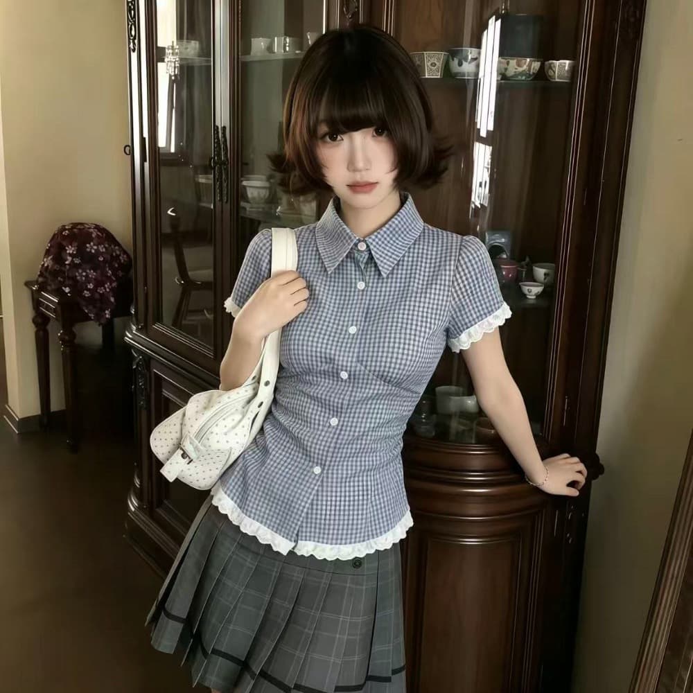 순수한 욕망 학원 스타일 블루 화이트 체크무늬 허리 수축 여성 셔츠 레이스 측면 거품 소매 꼬집기 허리 슬림해 보이는 반팔 맨위 상세 이미지 8