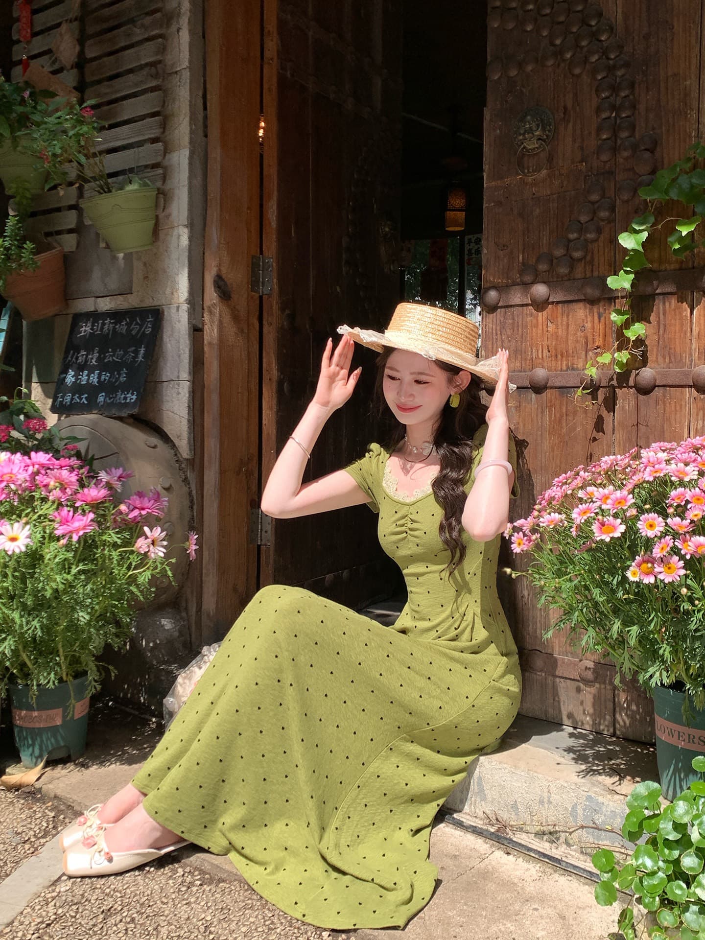 녹색 도트 무늬 광장 칼라 긍정적 인 어깨 반팔 여성 드레스 2026 봄 여름 새로운 빅 사이즈 지방 mm 센 부서 레트로 치마