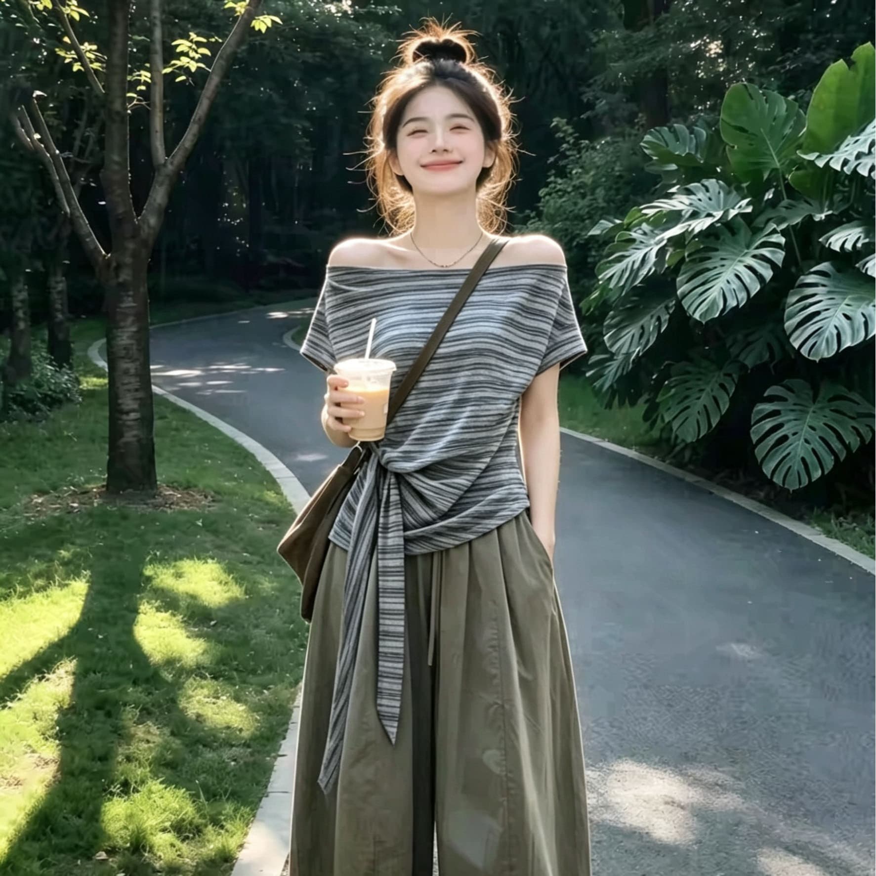 자이언트 잘 생긴 ootd 착용 가져 가라. 전체 집합 2026 새로운 비스듬한 어깨 스트라이프 티셔츠 여성 여름 와이드 레그 팬츠 어린이 투피스 세트 상세 이미지 2