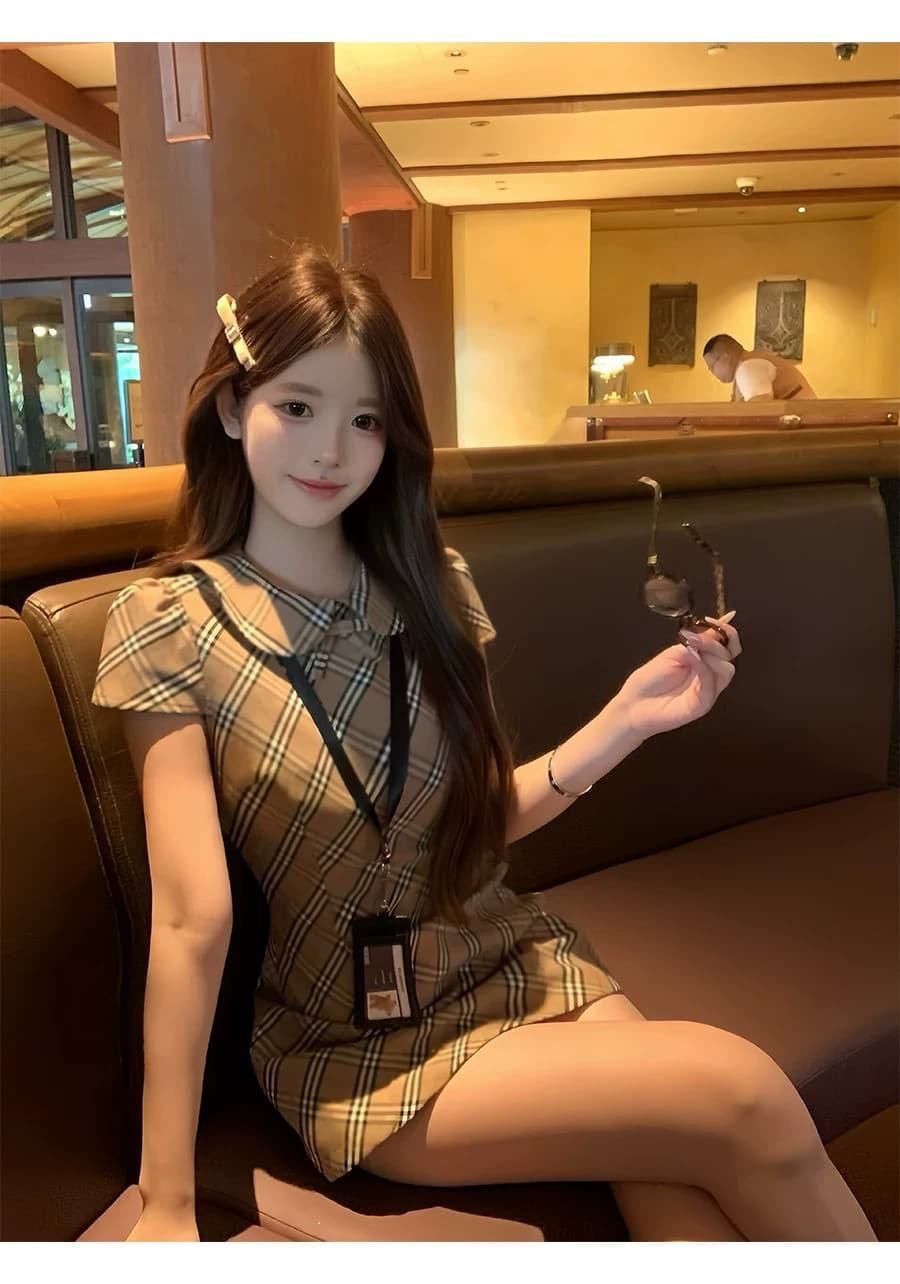 2026 섹션 베이비 칼라 체크무늬 치마 천 골드 센스 달콤함 드레스 슬림해 보이는 섹션 슈퍼 잘 생긴 중 고풍 허리 수축 여성 의류 상세 이미지 12