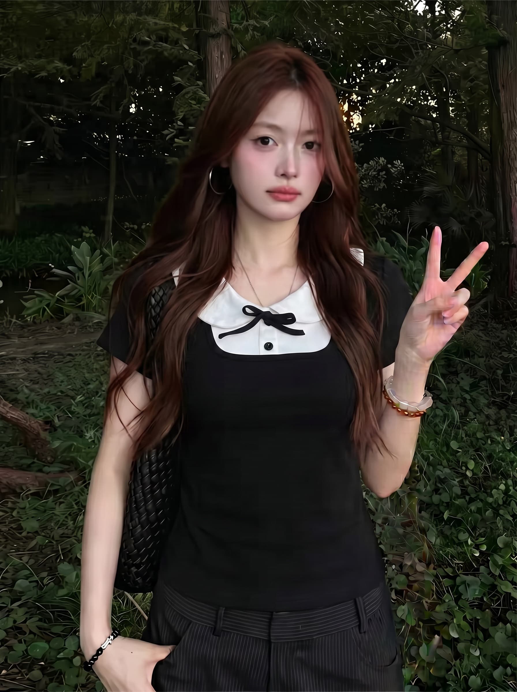 40 순면 프랑스식 천 골드 센스 베이비 칼라 검정색 반팔 티셔츠 디자인 센스 몸매 가꾸기 맨위 이미지 3