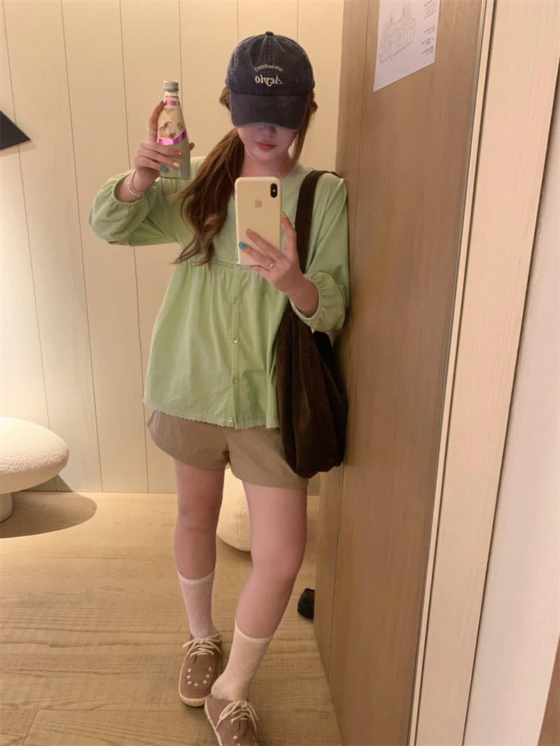 원본 1 1 품질 루즈핏 V넥 인형 셔츠 여성 디자인 센스 작은 대중 세트 염색 레이스 셔츠 상세 이미지 6