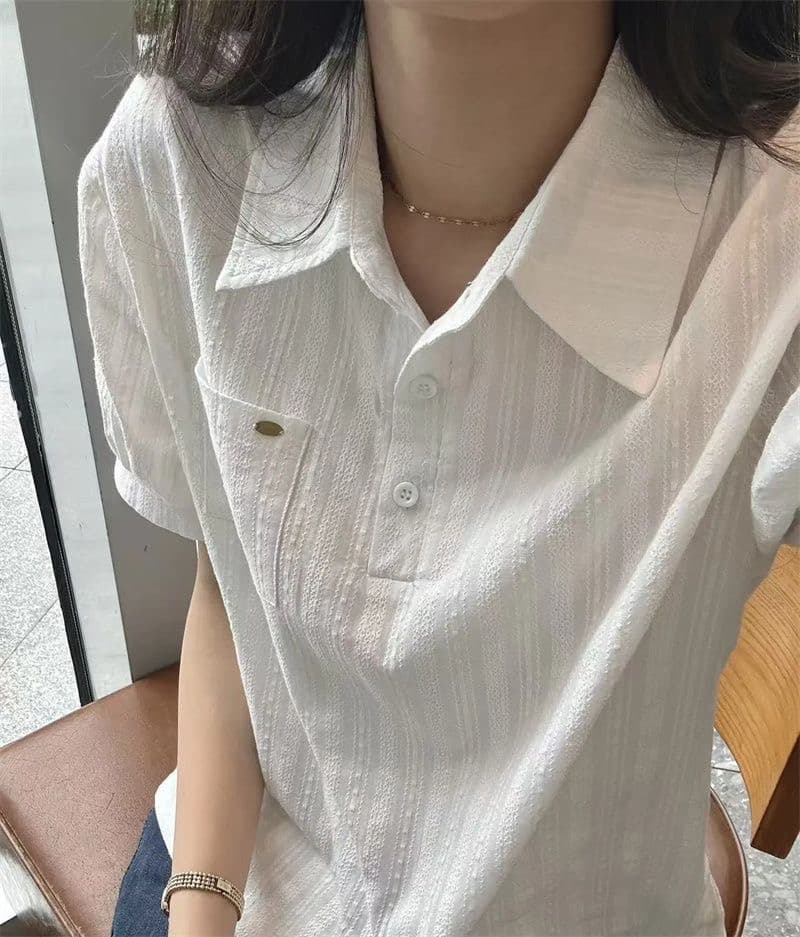 원본 1 1 제품 훌륭함 섹션 한 부서 레트로 화이트 자카드 질감 센스 반팔 폴로 칼라 여성 셔츠 상세 이미지 2