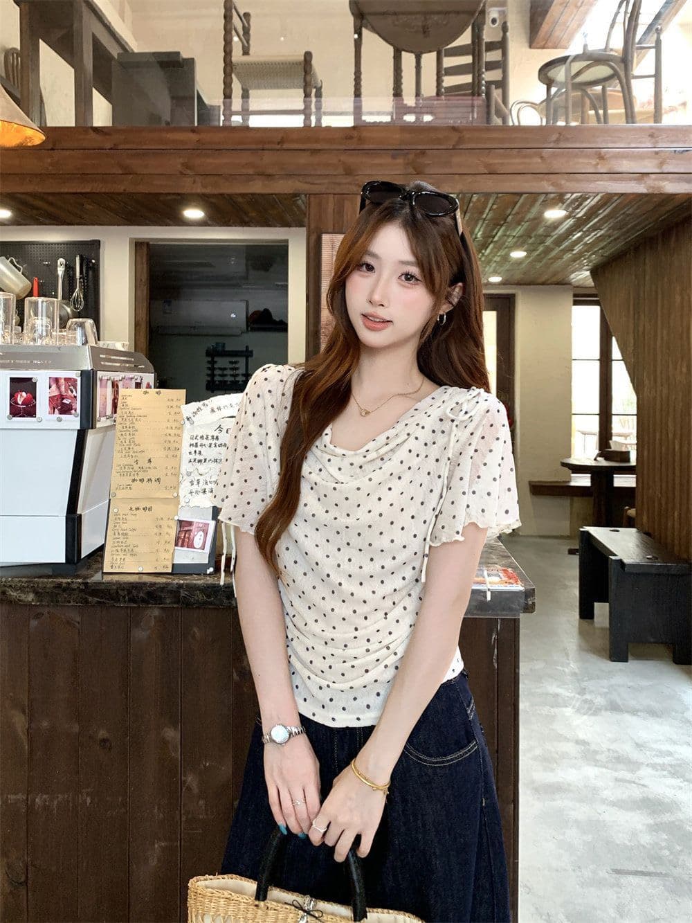 프랑스식 도트 무늬 V넥 레이스업 허리 수축 맨위 여성 여름 슬림해 보이는 품격 휴가 바람 패션 연령 감소 착용 가져 가라. 작은 키 상세 이미지 5