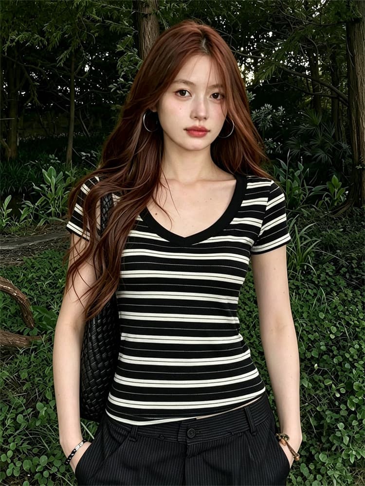 원본 스트라이프 주간 실크 프랑스식 V넥 스트라이프 반팔 티셔츠 여성 여름 다용도 몸매 가꾸기 슬림해 보이는 디자인 센스 출퇴근 맨위 상세 이미지 6