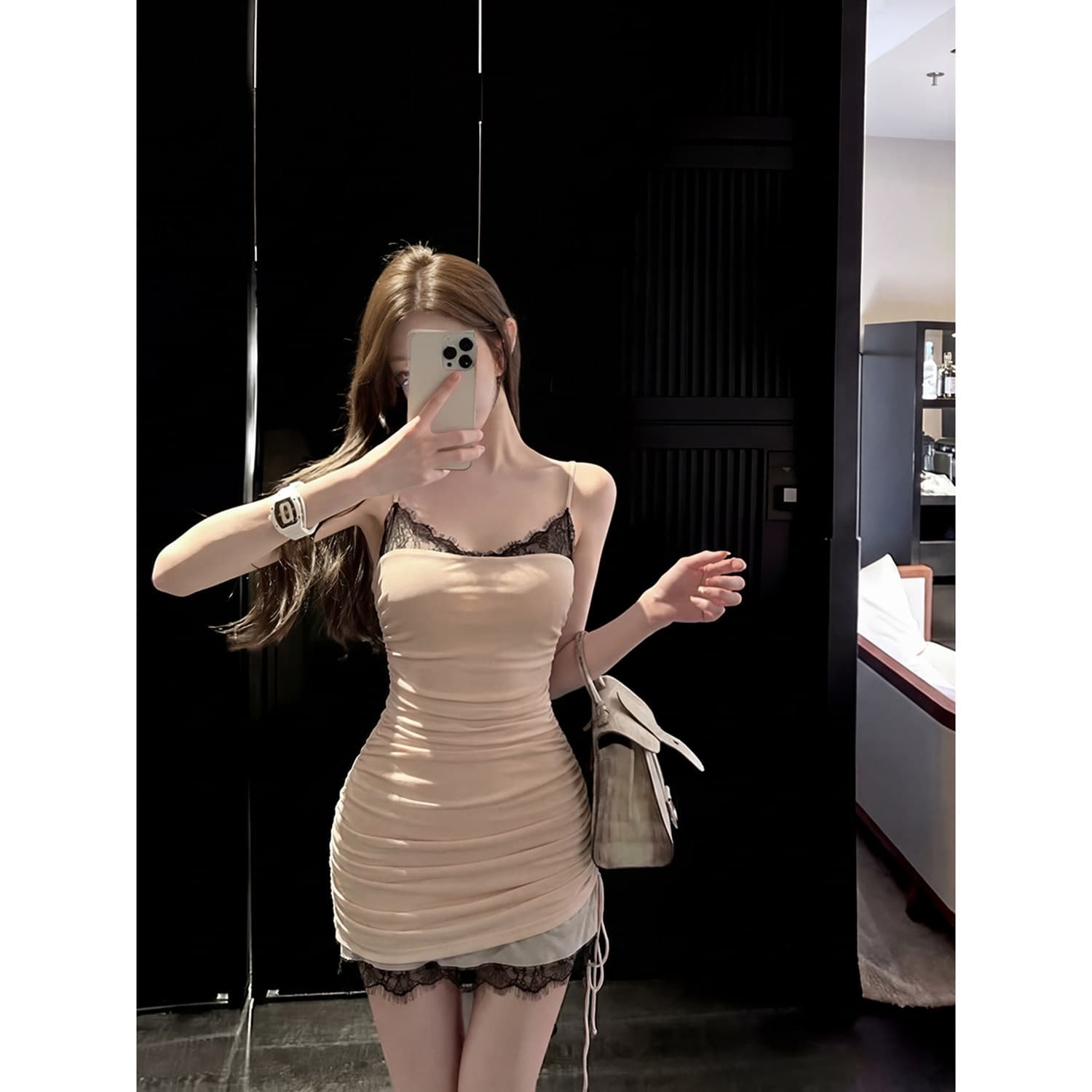 순수한 욕망 바람 레이스 측면 슬립 여성 드레스 여름 몸매 가꾸기 슬림해 보이는 주름 타이트 스커트 미니 스커트 핫걸 인사이드 가져 가라. 기본 스커트 이미지 2