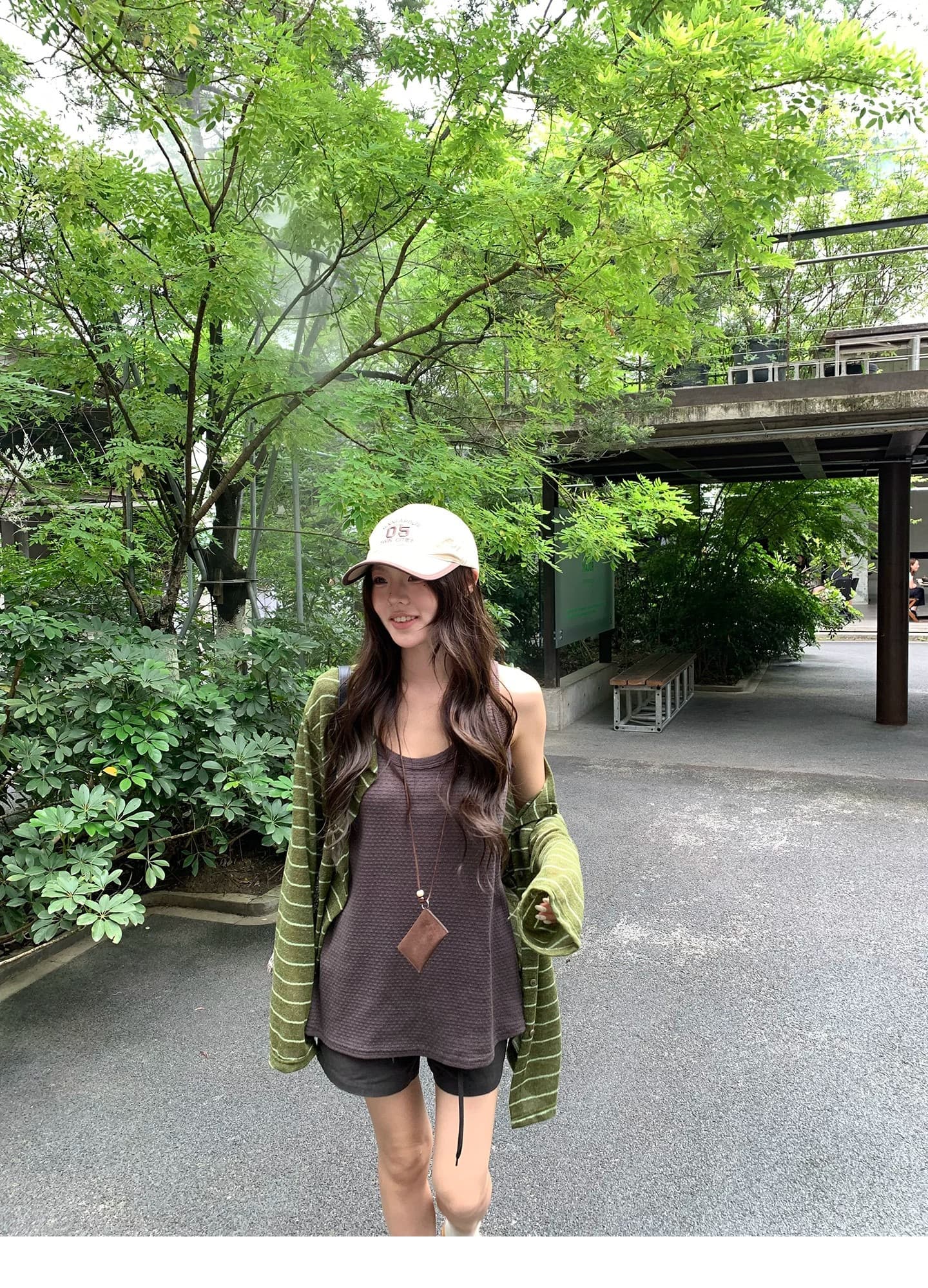 여름 미니멀리즘 품격 다용도 느긋한 바람 스트라이프 오픈 가디건 맨위 디자인 센스 캐주얼 루즈핏 니트 스웨터 외부 가져 가라. 상세 이미지 15