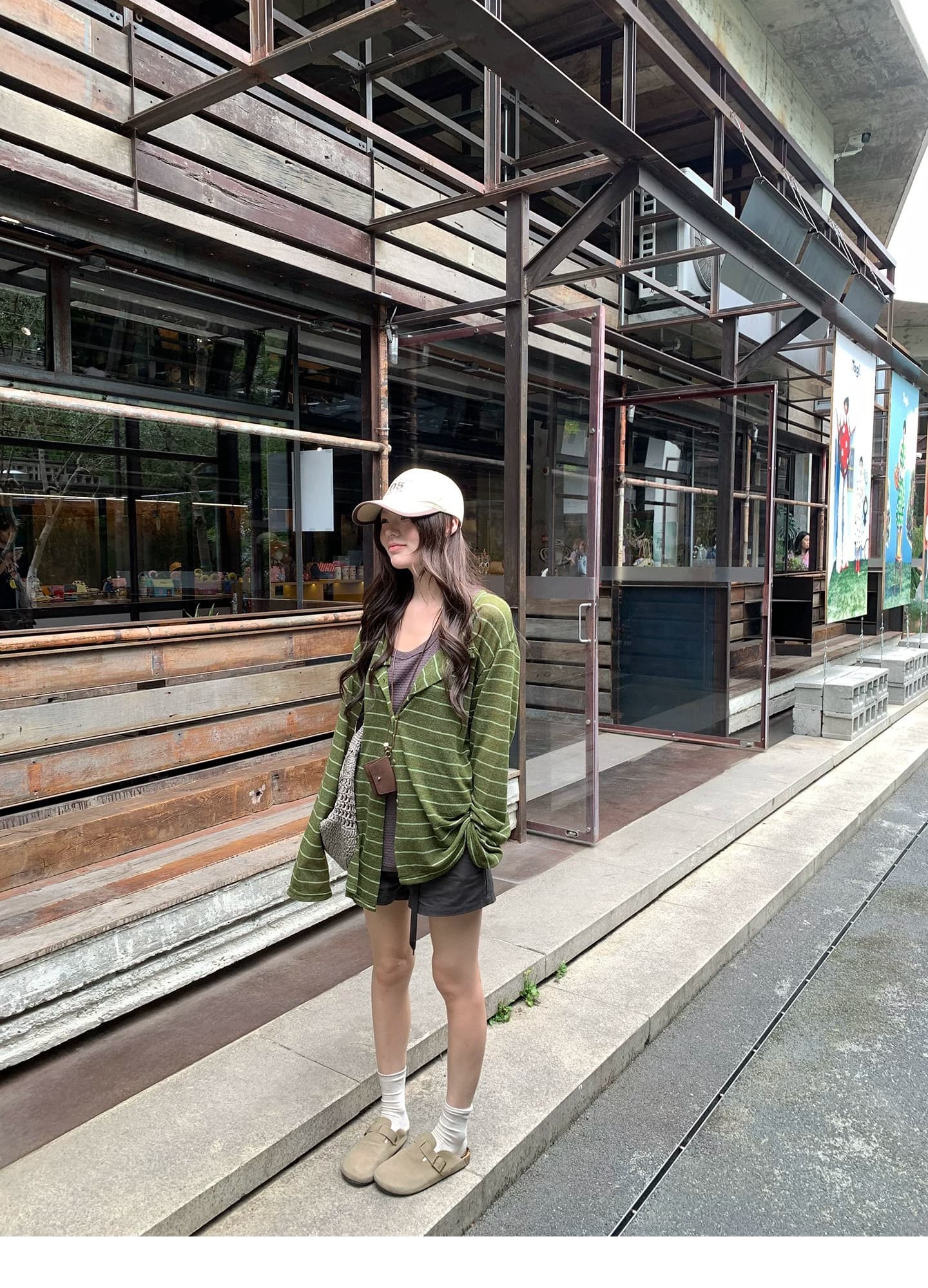 여름 미니멀리즘 품격 다용도 느긋한 바람 스트라이프 오픈 가디건 맨위 디자인 센스 캐주얼 루즈핏 니트 스웨터 외부 가져 가라. 상세 이미지 32