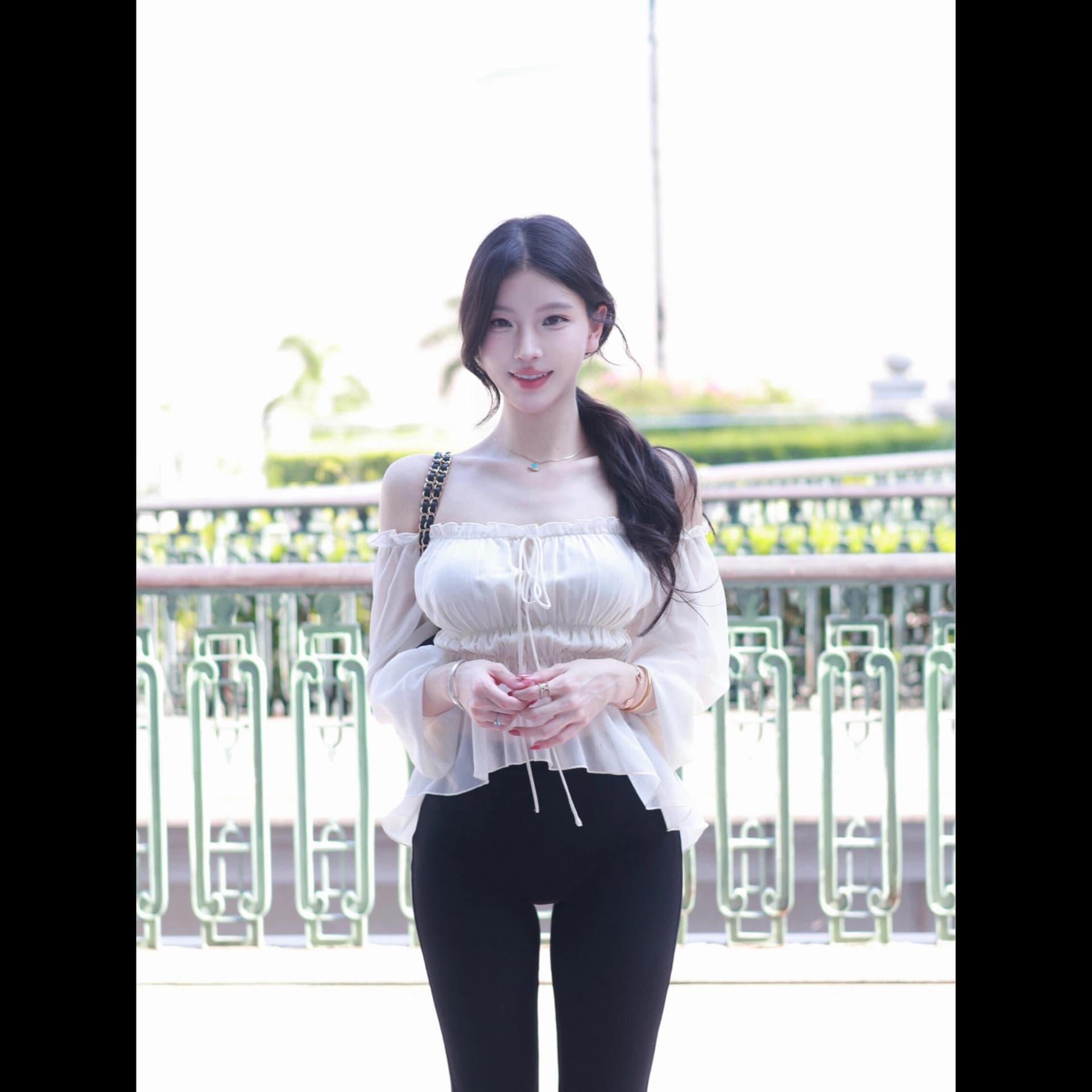 한국 스타일 부드러운 바람 오프숄더 프릴 여성 셔츠 올해 인기 폭발 여성 의류 새로운 허리 수축 외국 가스 작은 셔츠 상세 이미지 5