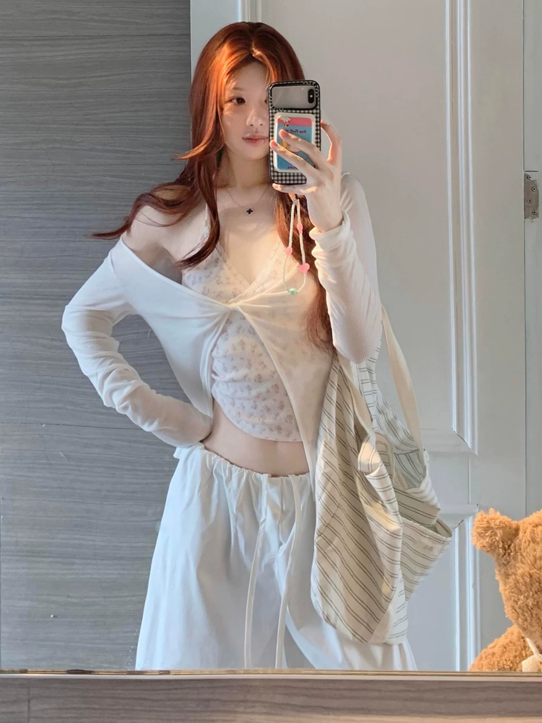 순수한 욕망 바람 핫걸 레이스 조각 꽃무늬 행침 목 레이스업 슬립 얇은 스타일 비틀림 라운드 넥 긴팔 오픈 가디건 투피스 세트