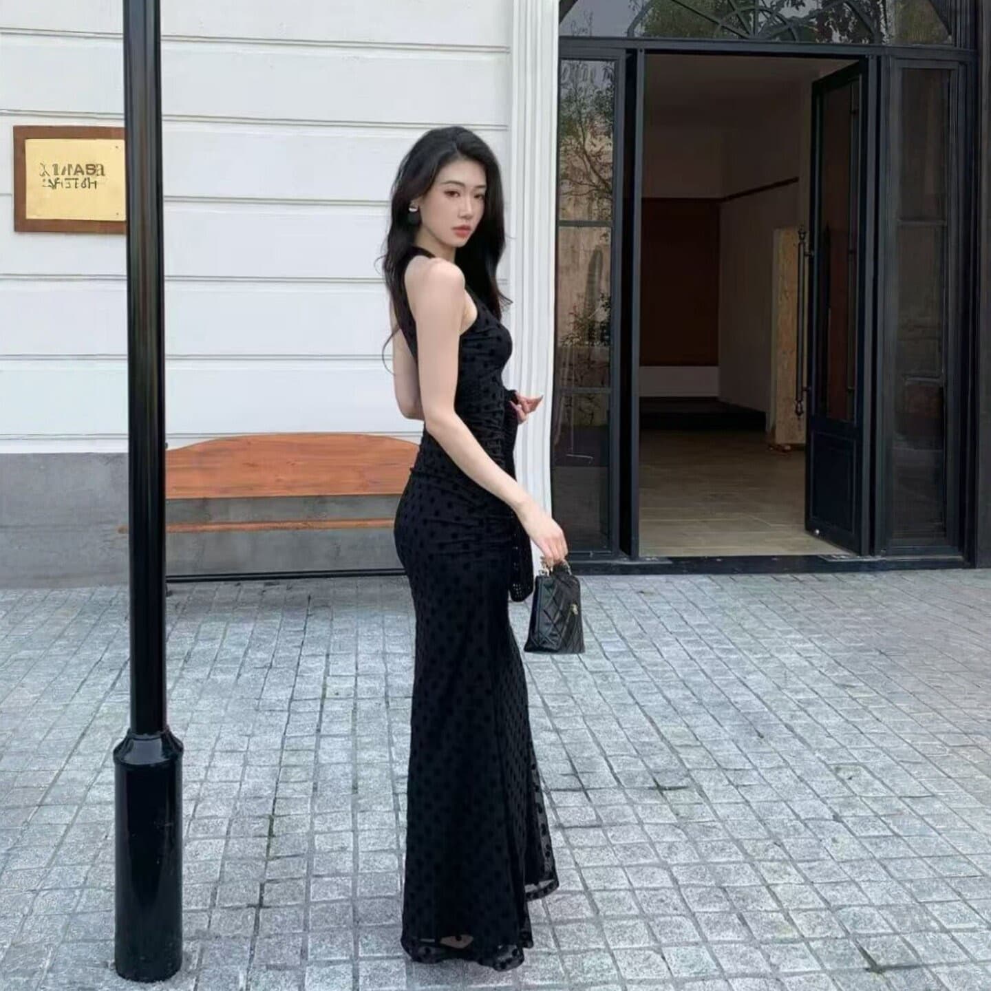 섹시함 V넥 민소매 한 마디 치마 검정색 도트 무늬 프린트 여성 드레스 허리 수축 슬림해 보이는 몸매 가꾸기 품격 타이트 스커트 롱 스커트 상세 이미지 8