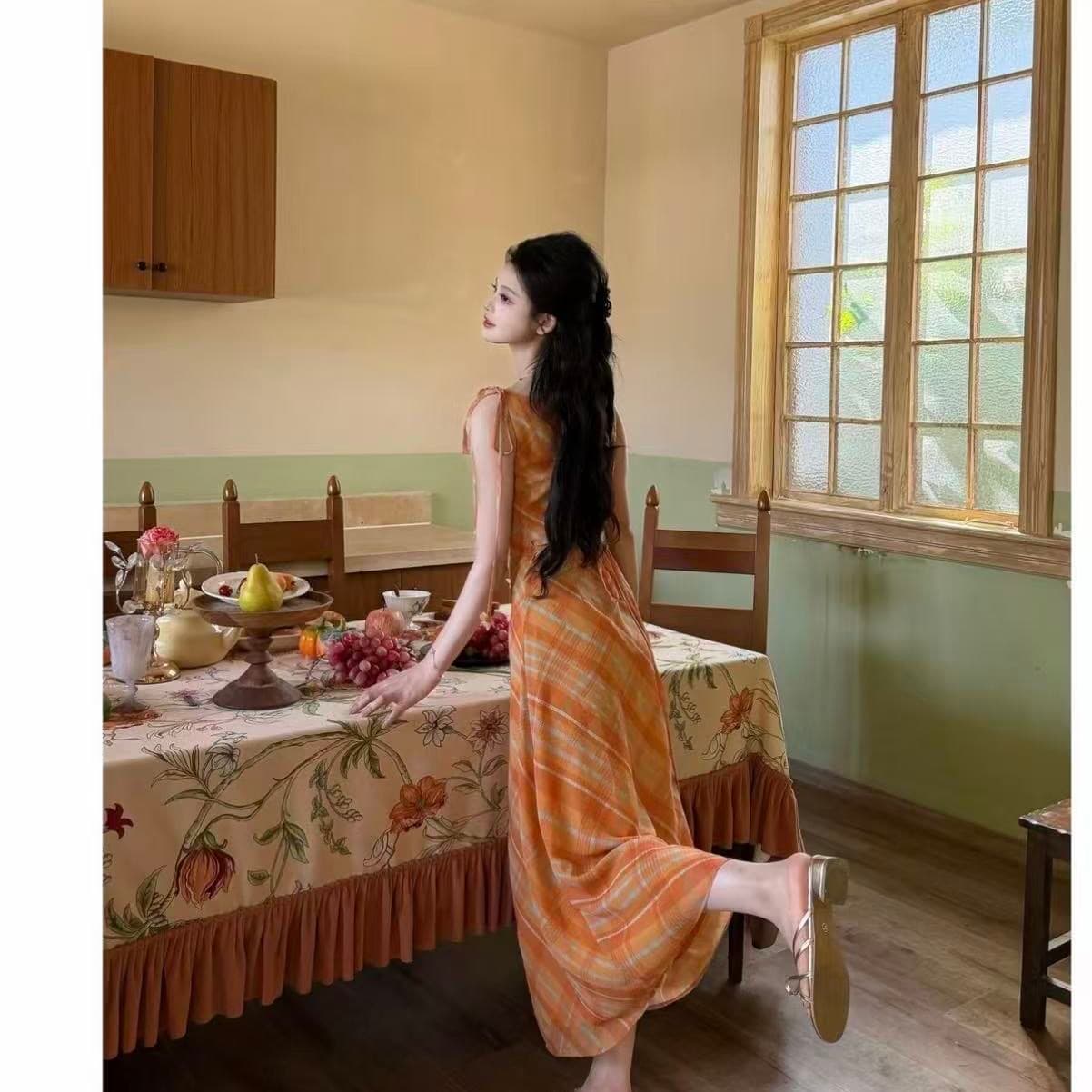 프랑스식 복잡한 고대 칼라 꽃무늬 슬립 여성 드레스 2026 여름 새로운 허리 수축 슬림해 보이는 품격 휴가 롱 스커트 이미지 2