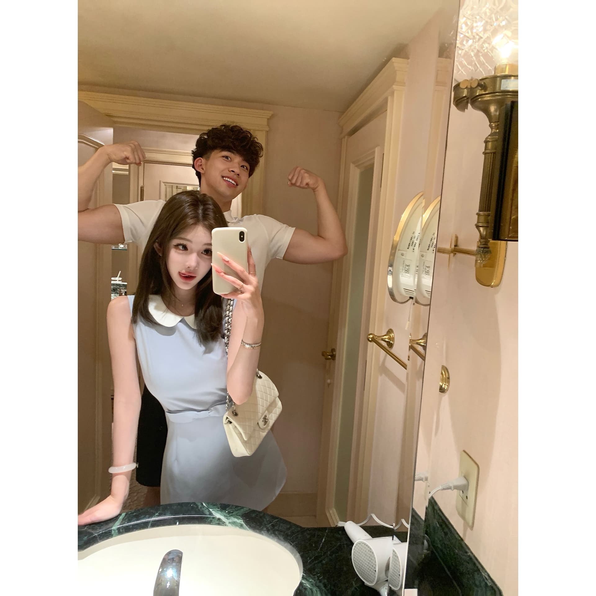 일상 다용도 파란색 베이비 칼라 민소매 조끼 여성 드레스 허리 수축 슬림해 보이는 A라인 스커트 품격 달콤함 미니 스커트 상세 이미지 8