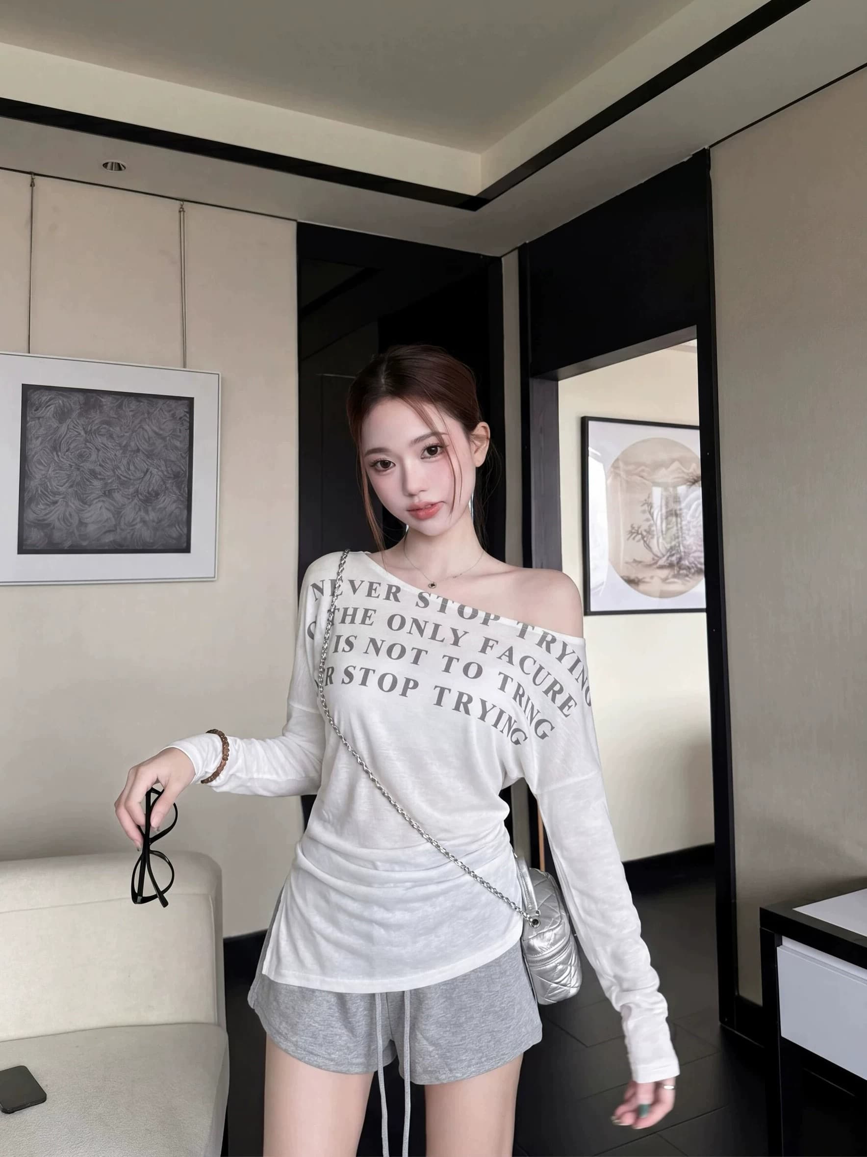 라이 경기 서울 눈꽃 면 자외선 차단 블라우스 긴팔 루즈핏 다용도 슬림해 보이는 얇은 스타일 오프숄더 맨위 여성