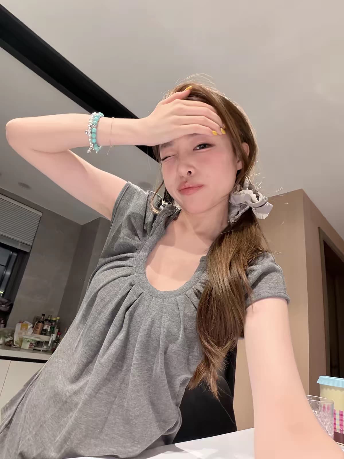 1 1 인 면 260 그램 한 부서 주름 행침 목 u 칼라 다용도 고급 센스 외국 가스 반팔 티셔츠 여성 상세 이미지 7