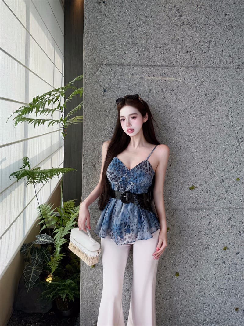경관 그림 원본 금사 쉬폰 원단 레트로 핫걸 고급 파란색 레오파드 무늬 조끼 슬립 여성 의류 여름 상세 이미지 7