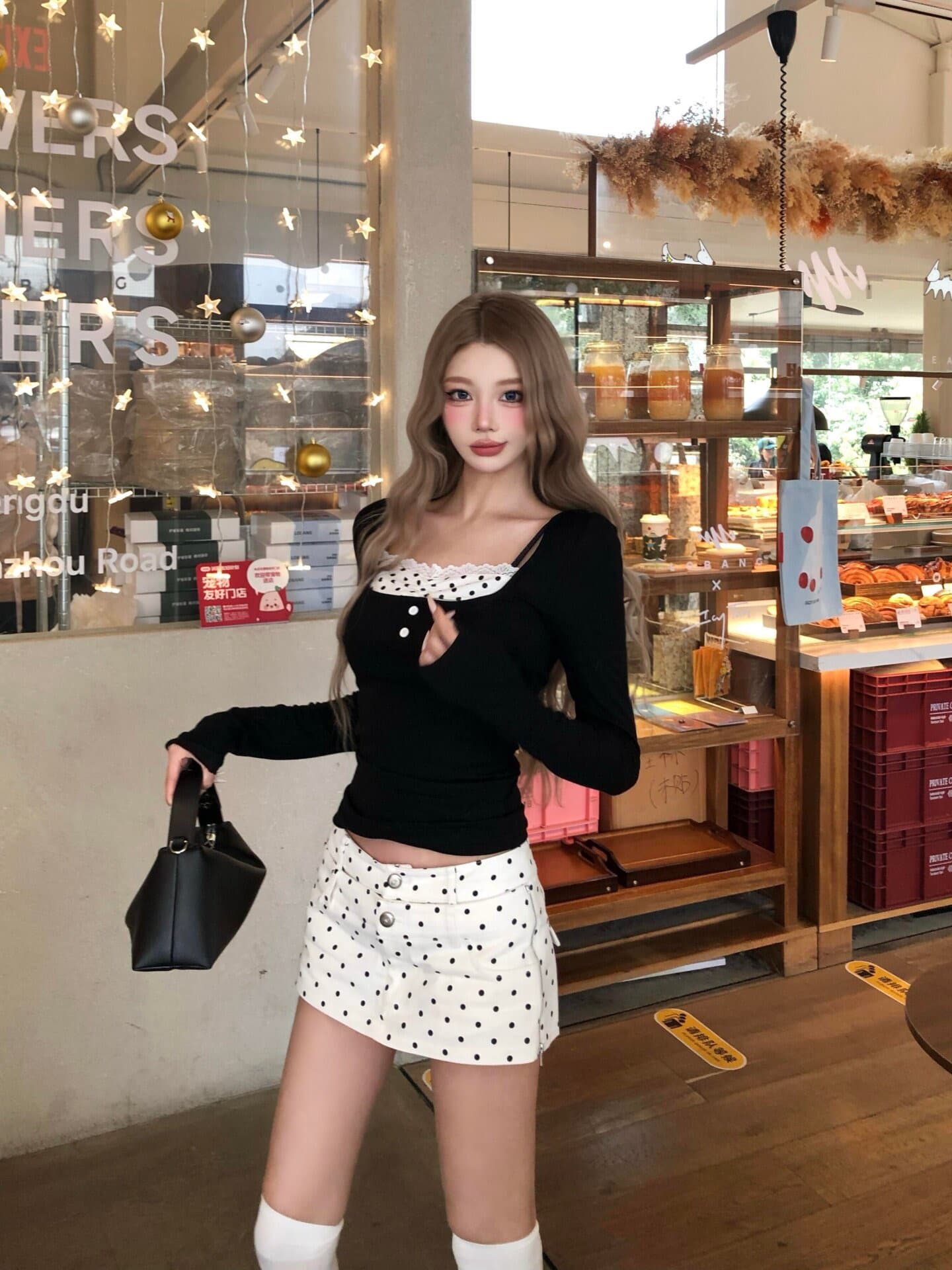 경관 그림 사람들 면 한국 스타일 레트로 핫걸 바람 긴팔 티셔츠 여성 여름 새로운 몸매 가꾸기 슬림해 보이는 맨위 ins 트렌디 상세 이미지 5