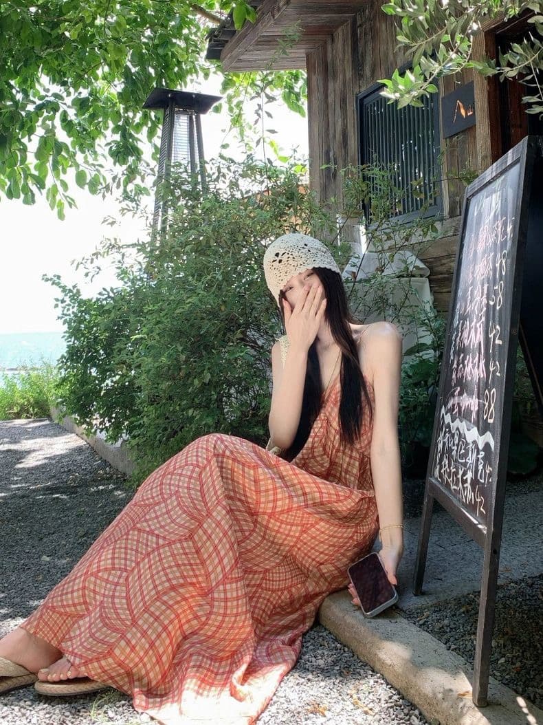휴가 바람 체크무늬 V넥 슬립 여성 드레스 여름 새로운 레트로 연령 감소 해변가 여행 캐주얼 길다 치마 상세 이미지 12