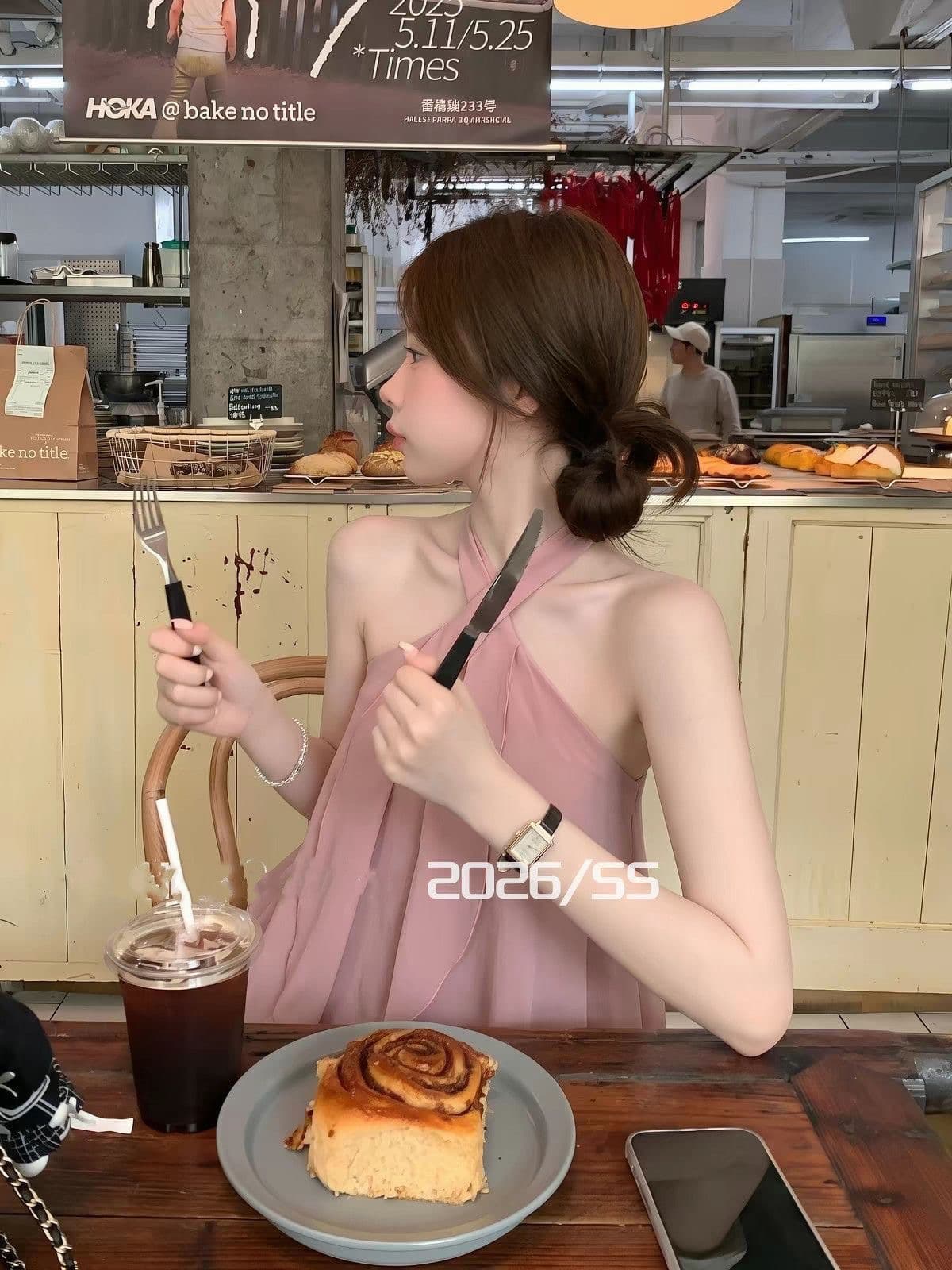 핑크색 십자가 행침 목 맨위 슬림해 보이는 디자인 상세 이미지 12