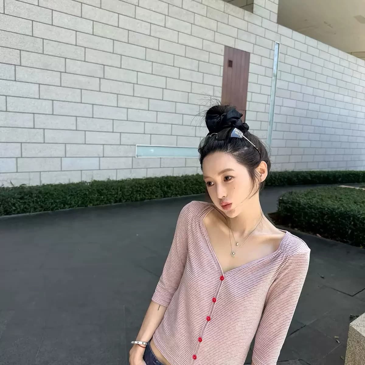 컬러 짜임 기사 V넥 스트라이프 7부 소매 여성 여름 한 부서 몸매 가꾸기 슬림해 보이는 쇼트 스타일 오픈 가디건 맨위 이미지 5