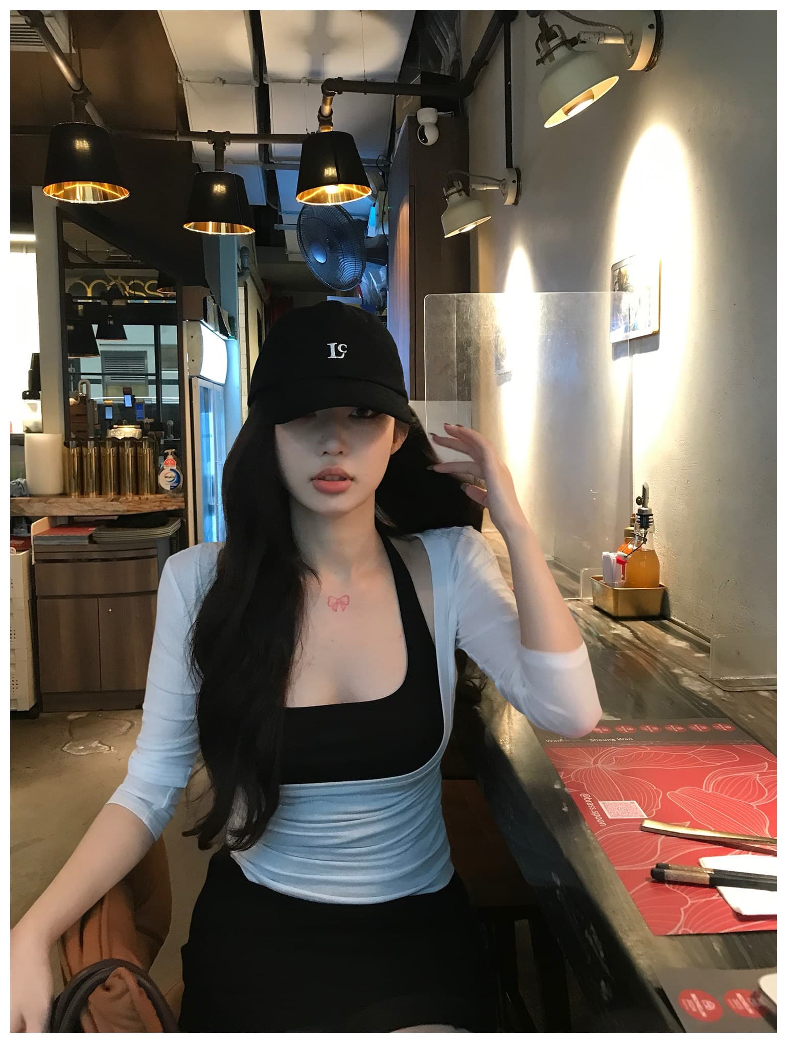 아름다운 핫걸 세트 여성 이른 가을 새로운 마이크로 ~을 통해 얇은 스타일 긴팔 티셔츠 인사이드 가져 가라. 행침 목 캐미솔 투피스 세트 상세 이미지 2