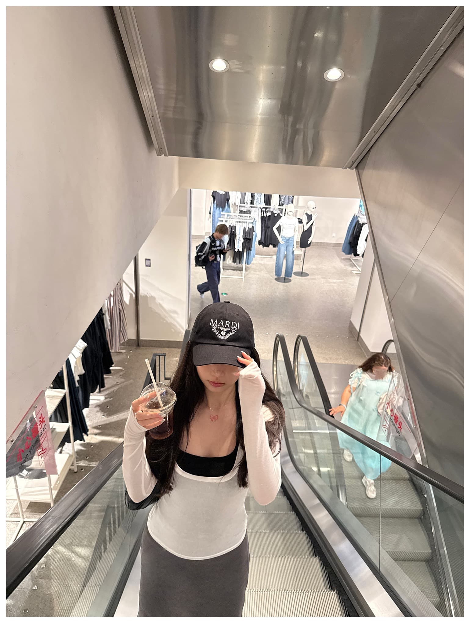 아름다운 핫걸 세트 여성 이른 가을 새로운 마이크로 ~을 통해 얇은 스타일 긴팔 티셔츠 인사이드 가져 가라. 행침 목 캐미솔 투피스 세트 상세 이미지 16