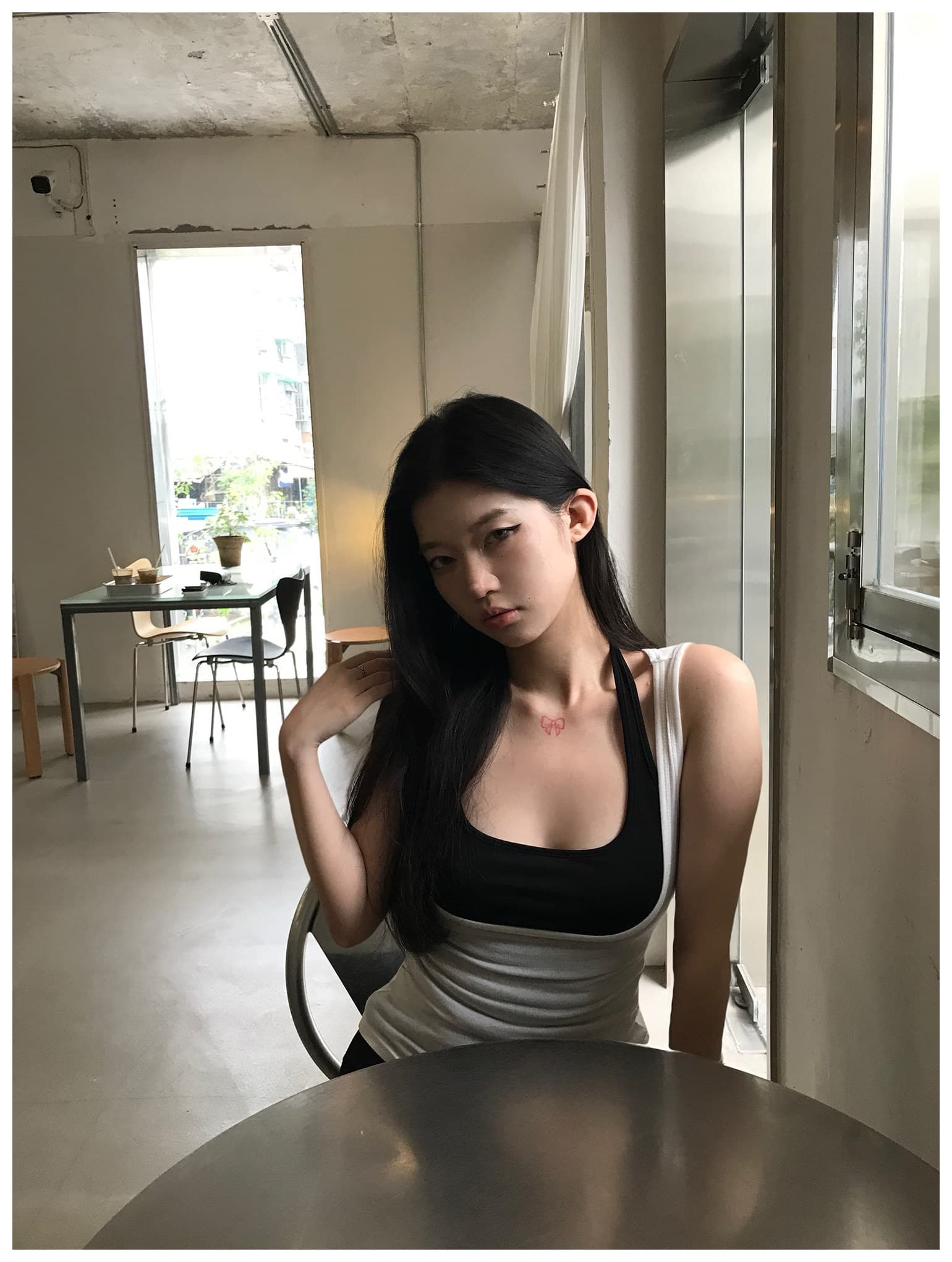 아름다운 핫걸 세트 여성 이른 가을 새로운 마이크로 ~을 통해 얇은 스타일 긴팔 티셔츠 인사이드 가져 가라. 행침 목 캐미솔 투피스 세트 상세 이미지 17