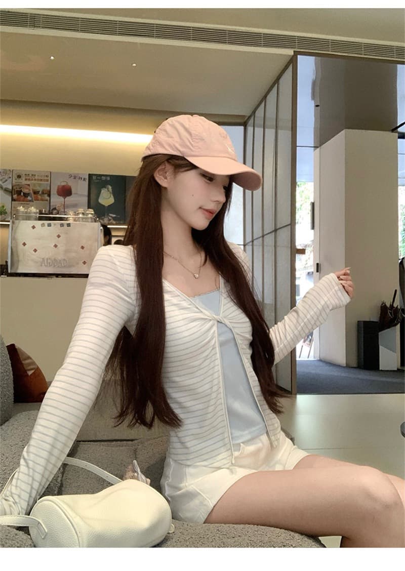 원본 1 1개 제품 훌륭함 섹션 기타 색상 긍정적 인 어깨 페이크 레이어드 긴팔 티셔츠 이른 가을 봄 몸매 가꾸기 쇼트 스타일 인사이드 가져 가라. 기본 셔츠 상세 이미지 3