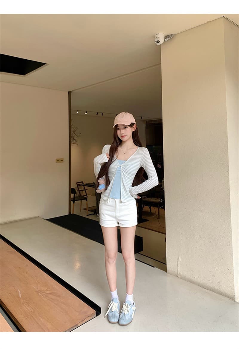 원본 1 1개 제품 훌륭함 섹션 기타 색상 긍정적 인 어깨 페이크 레이어드 긴팔 티셔츠 이른 가을 봄 몸매 가꾸기 쇼트 스타일 인사이드 가져 가라. 기본 셔츠 상세 이미지 4