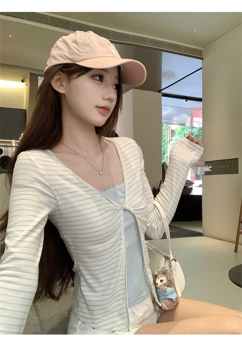 원본 1 1개 제품 훌륭함 섹션 기타 색상 긍정적 인 어깨 페이크 레이어드 긴팔 티셔츠 이른 가을 봄 몸매 가꾸기 쇼트 스타일 인사이드 가져 가라. 기본 셔츠 상세 이미지 10