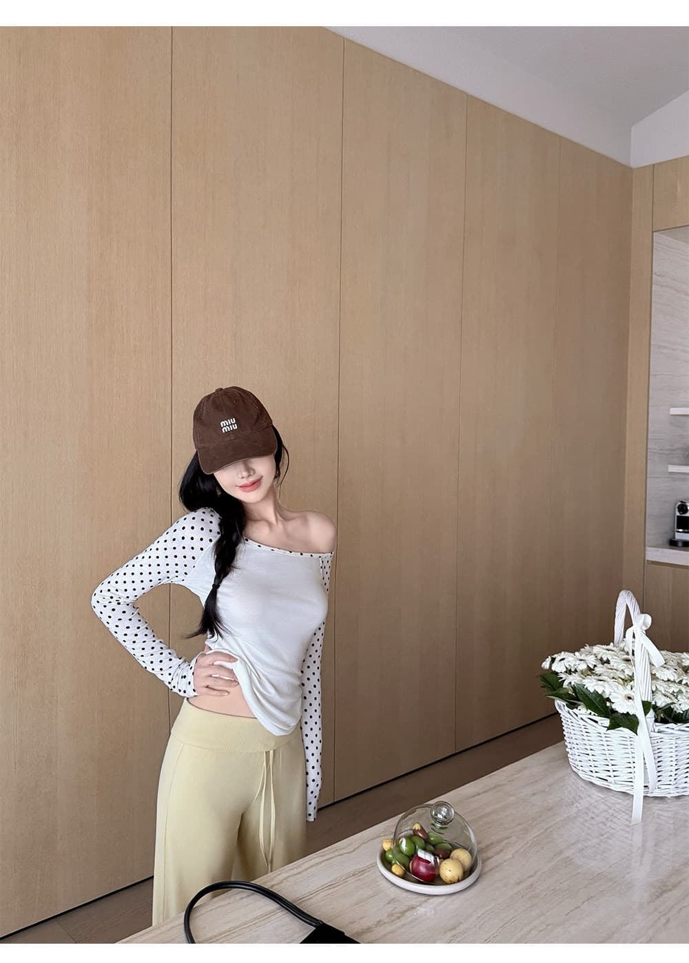 260 그램 사람들 면 삼색 도트 무늬 비스듬한 어깨 긴팔 티셔츠 여성 가을 핫걸 패치워크 몸매 가꾸기 슬림해 보이는 디자인 센스 맨위 상세 이미지 12