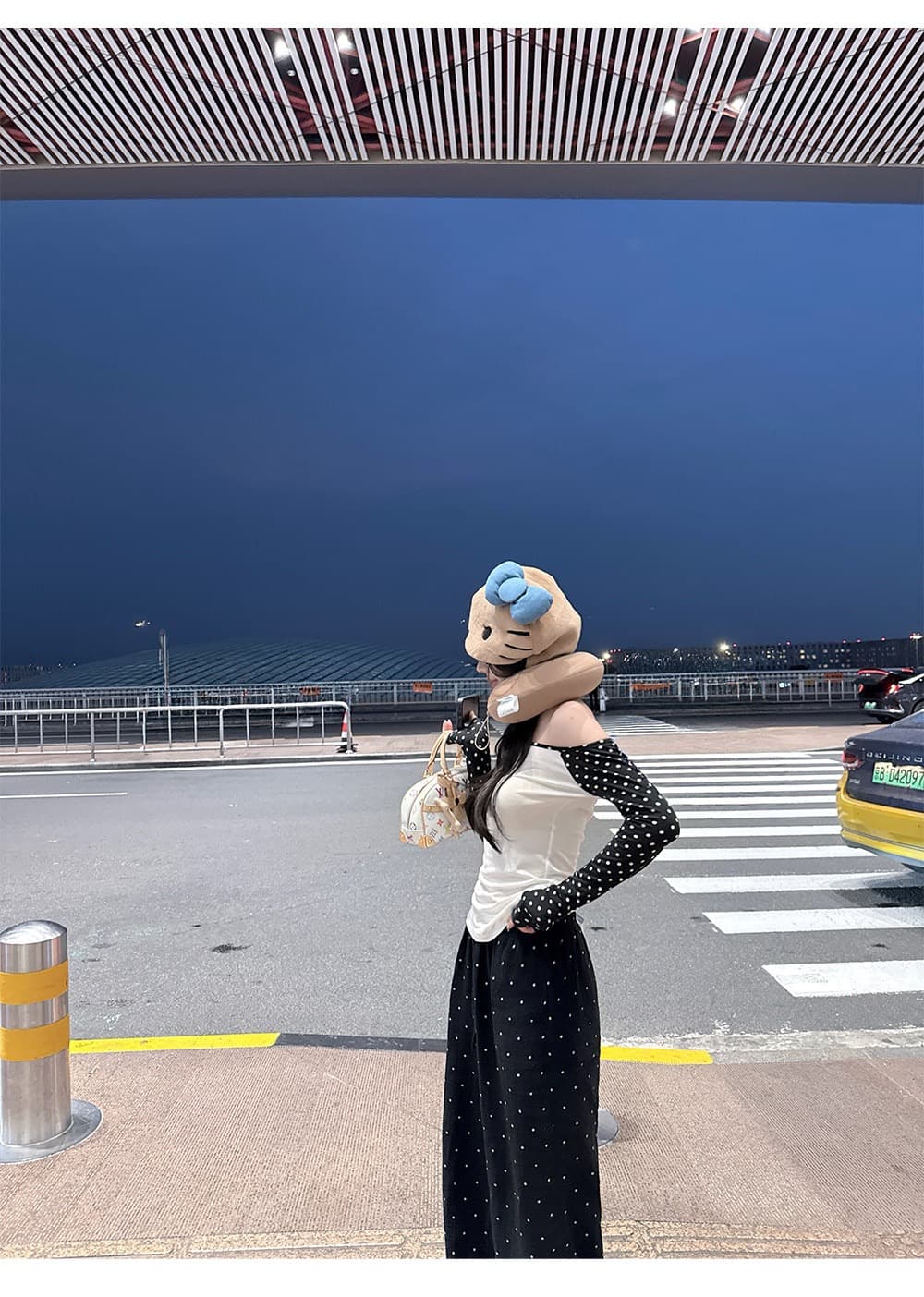 260 그램 사람들 면 삼색 도트 무늬 비스듬한 어깨 긴팔 티셔츠 여성 가을 핫걸 패치워크 몸매 가꾸기 슬림해 보이는 디자인 센스 맨위 상세 이미지 13