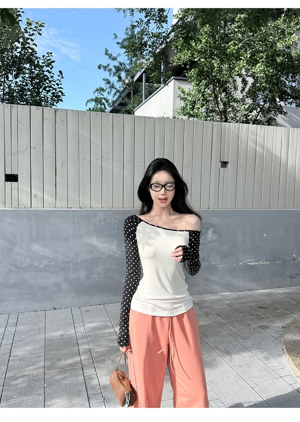 260 그램 사람들 면 삼색 도트 무늬 비스듬한 어깨 긴팔 티셔츠 여성 가을 핫걸 패치워크 몸매 가꾸기 슬림해 보이는 디자인 센스 맨위 상세 이미지 41